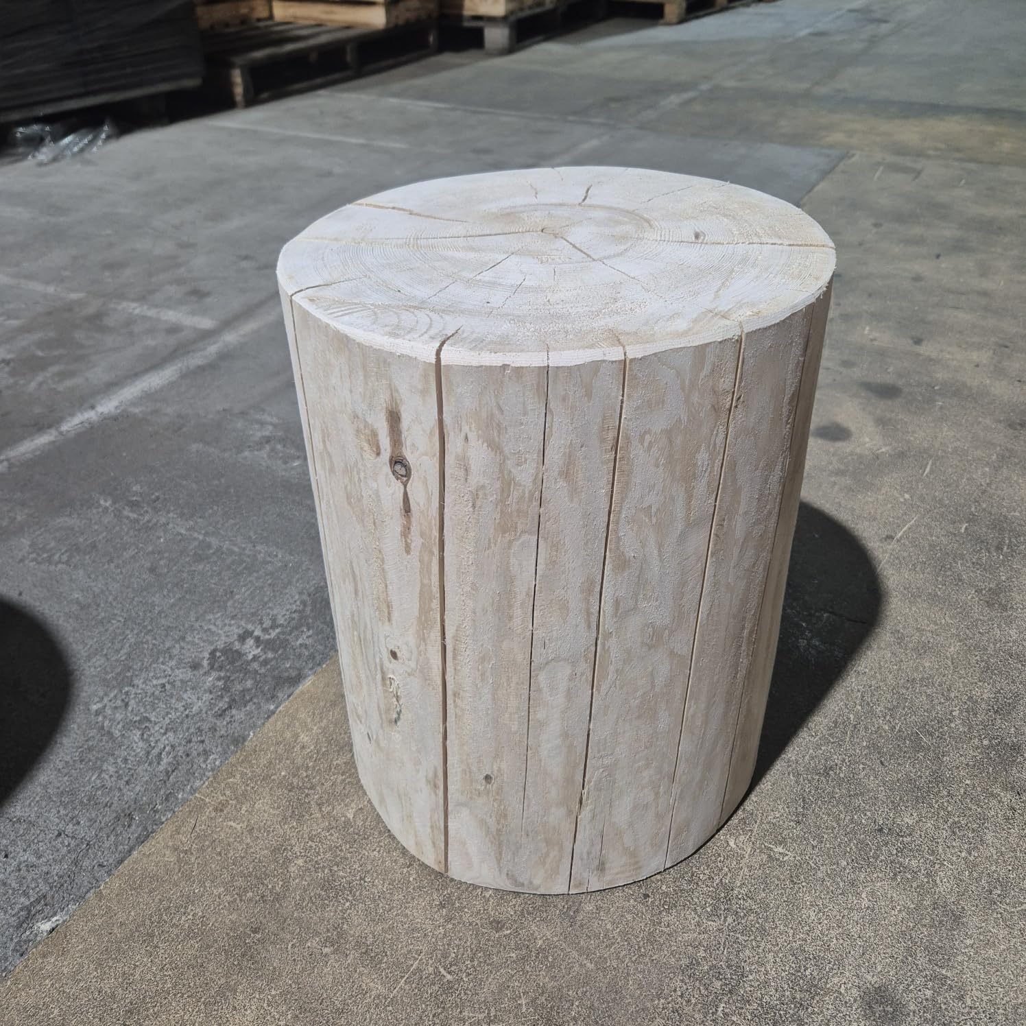 Kistenkolli Altes Land Sgabello in legno piallato, diametro ca. 28 – 30 cm (tronco in legno grande ca. 40 x 32 – 36 cm)