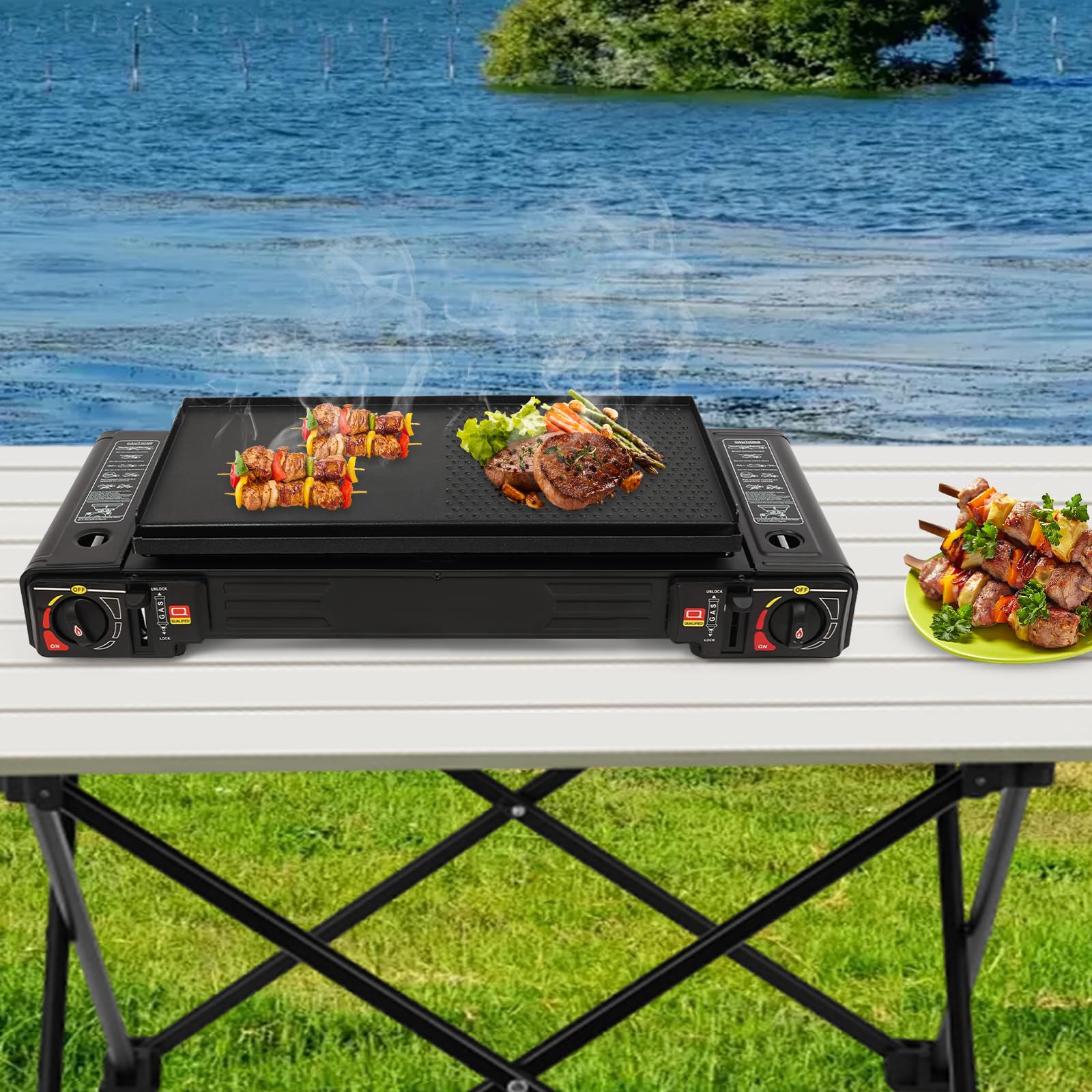 Fornello da campeggio a 2 fuochi da 2500 W, con piastra e borsa per il trasporto, fornello a gas portatile con accensione piezoelettrica e protezione da sovratensione, barbecue a gas per esterni, per