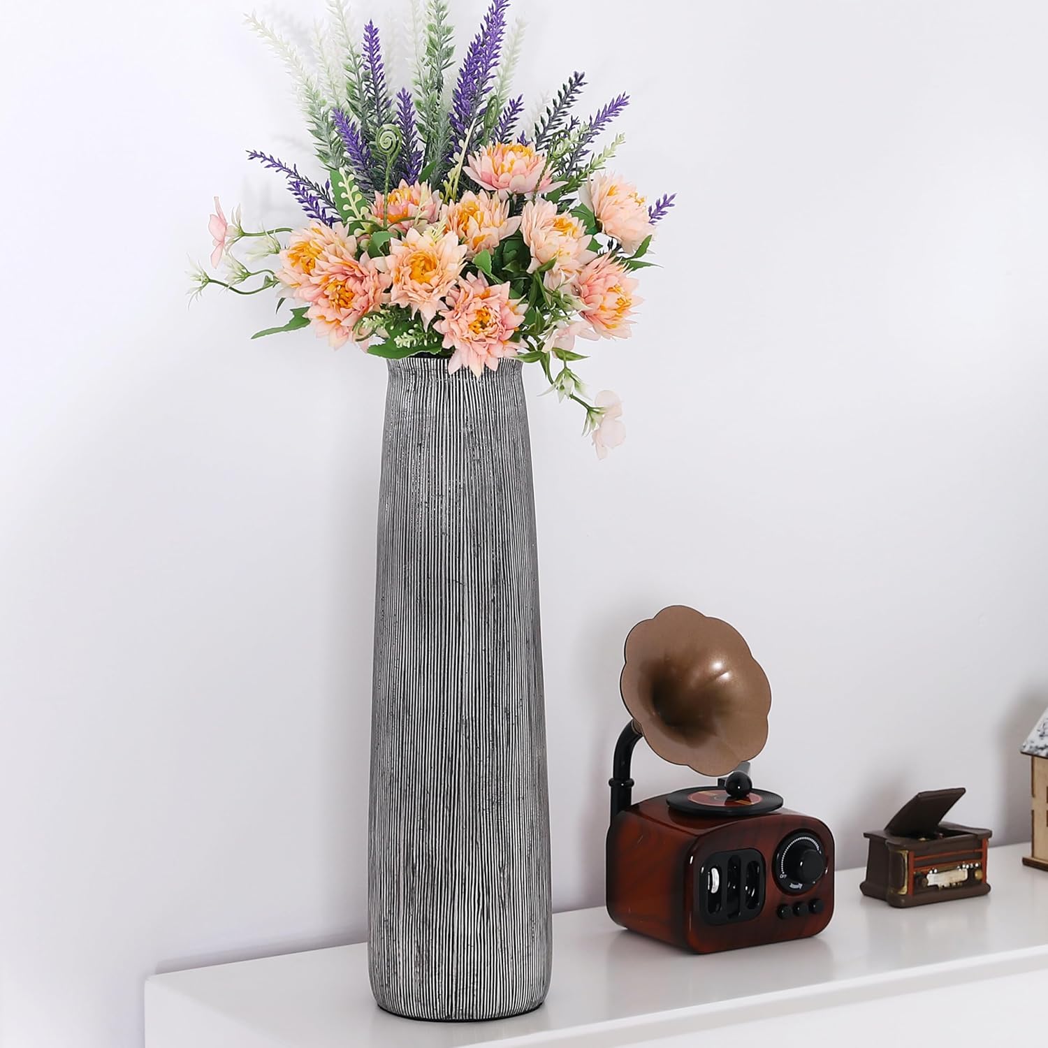 Leewadee Black Floor Vase for Pampas Grass, Large Flower