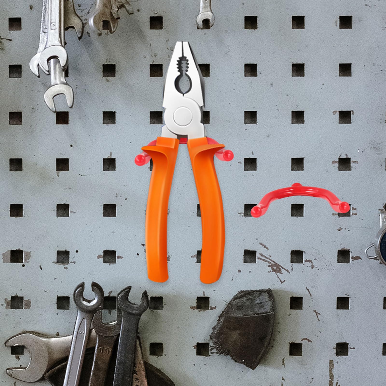 Ganchos Multiusos de Acero en Forma, 16 Unidades Rojos Tornillo para Herramientas de Jardinería, Perchas de Alta Resistencia para Garaje y Organización del Hogar
