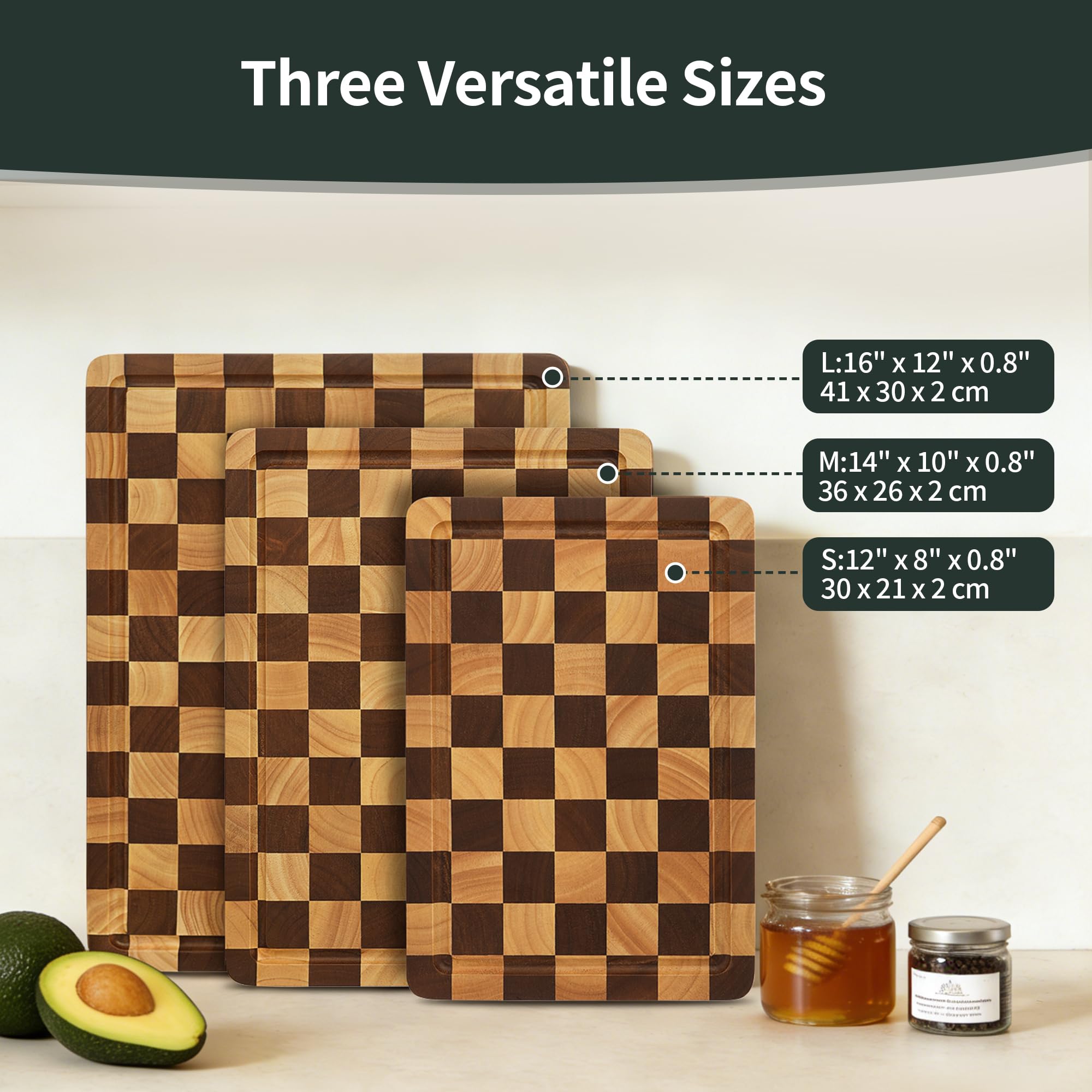 WILLKOMMEN Kariertes Schneidebrett-Set, 3-teilige Holz-Schachbrett-Endmaserungs-Schneidebretter mit Halter und Saftrille, Holz-Küchenschneidebretter zum Zubereiten und Servieren (S, M, L)