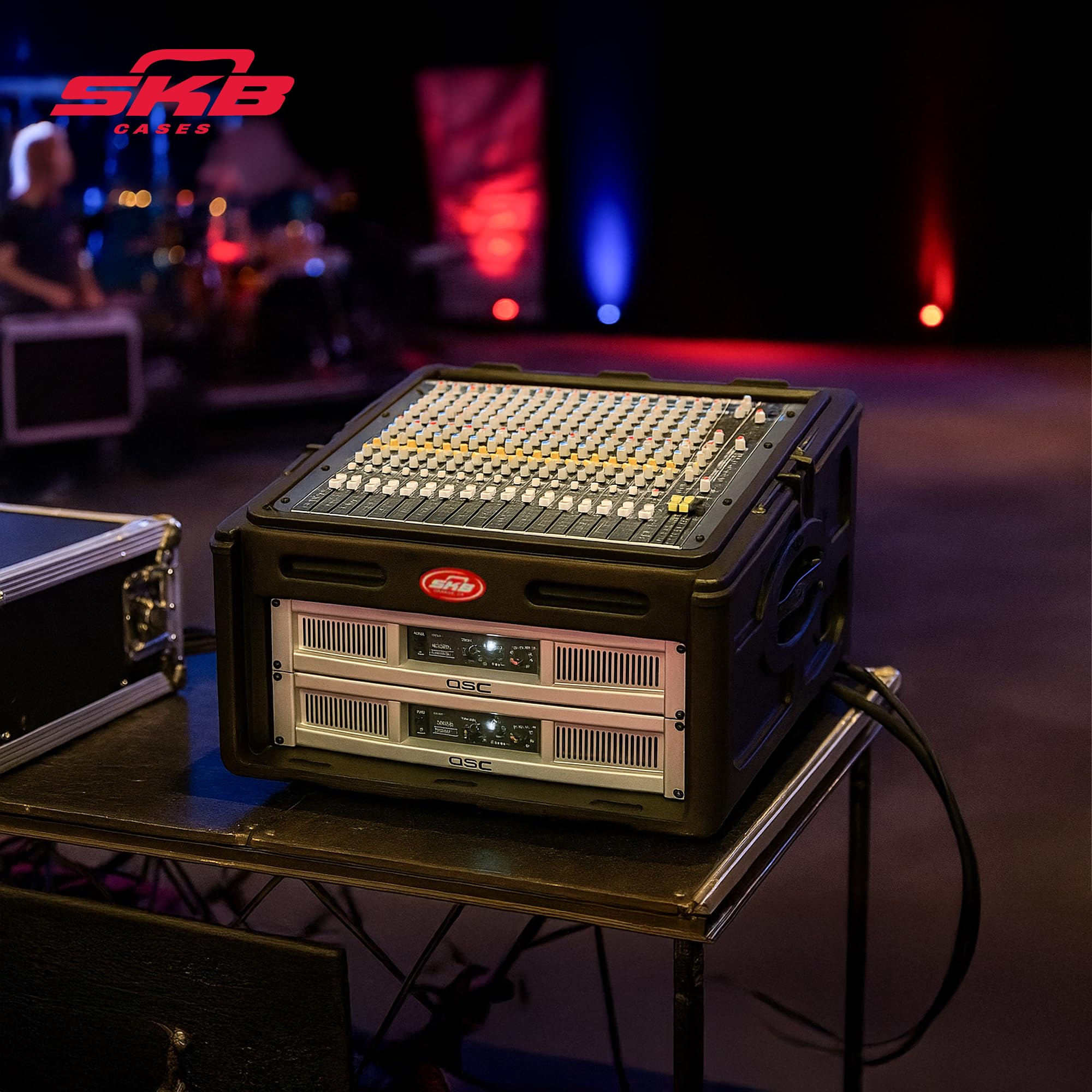 Amazon.co.jp: SKB R104オーディオ&DJラックケース。 | ライブサウンド