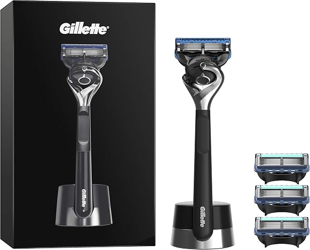 Gillette Fusion5 ProGlide Men's Razor + 4 Razor Blade Refills, Gifts for Men, 5 Anti-Friction Blades