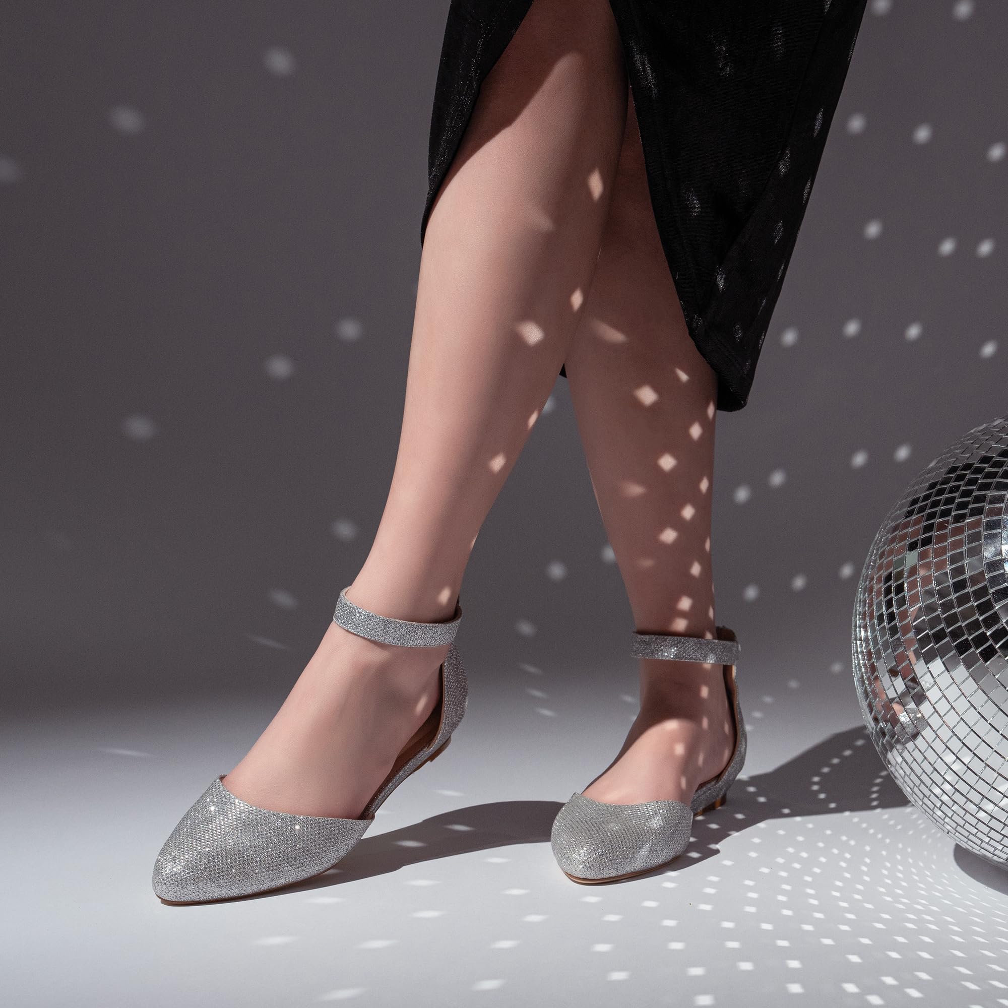 Cusolemore Angela Chaussures Plates habillées pour Femmes avec Bride de Cheville à Faible écart