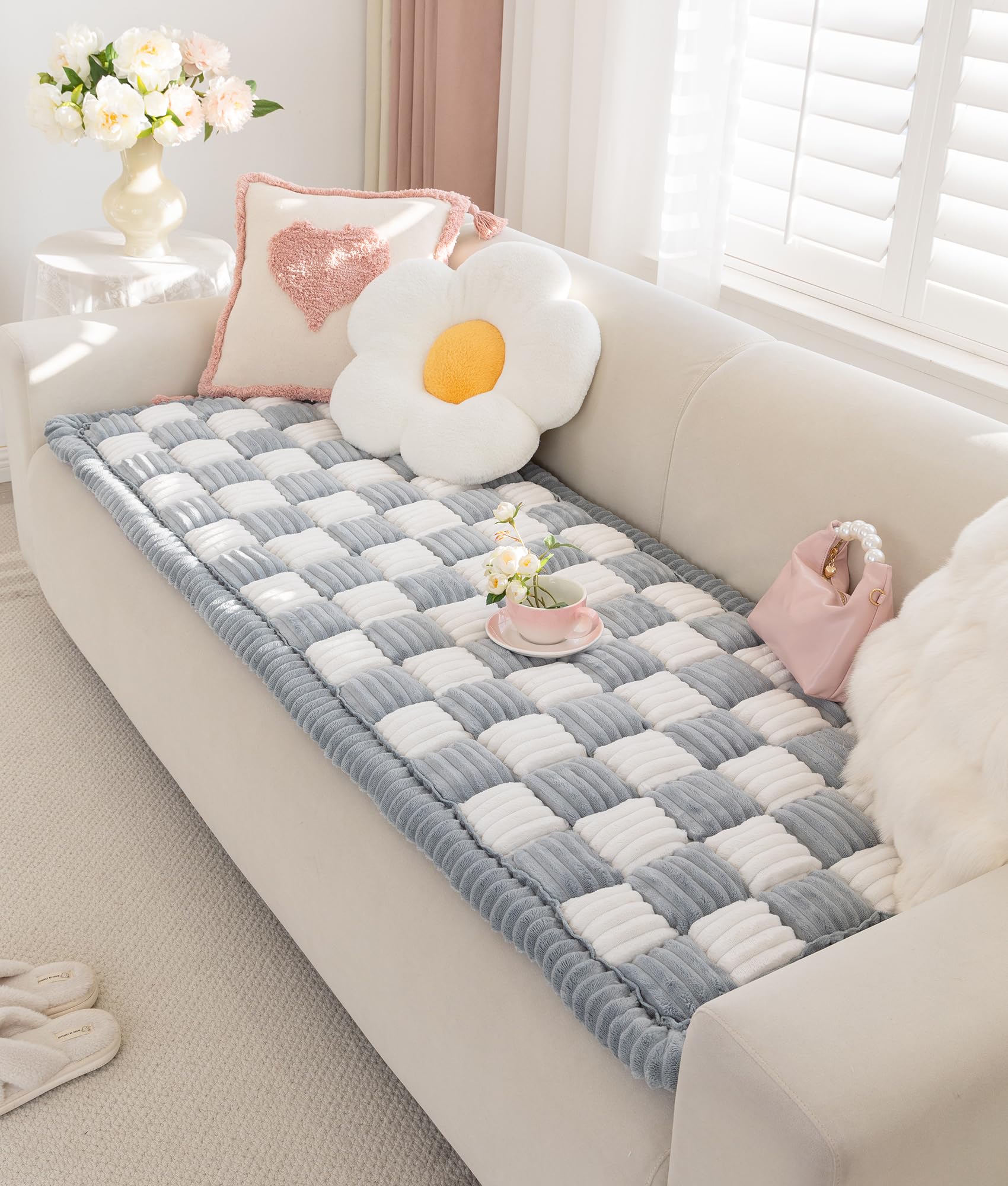 AEEISHOMEREFORM Couch Cover for Dogs Washable, Pet Couch Covers for Sofa, Anti Slip Friendly Sofa Cover Pet Bed Mat Couch Cushion for Large Dogs (Grey, 27.6x82.7 inch)