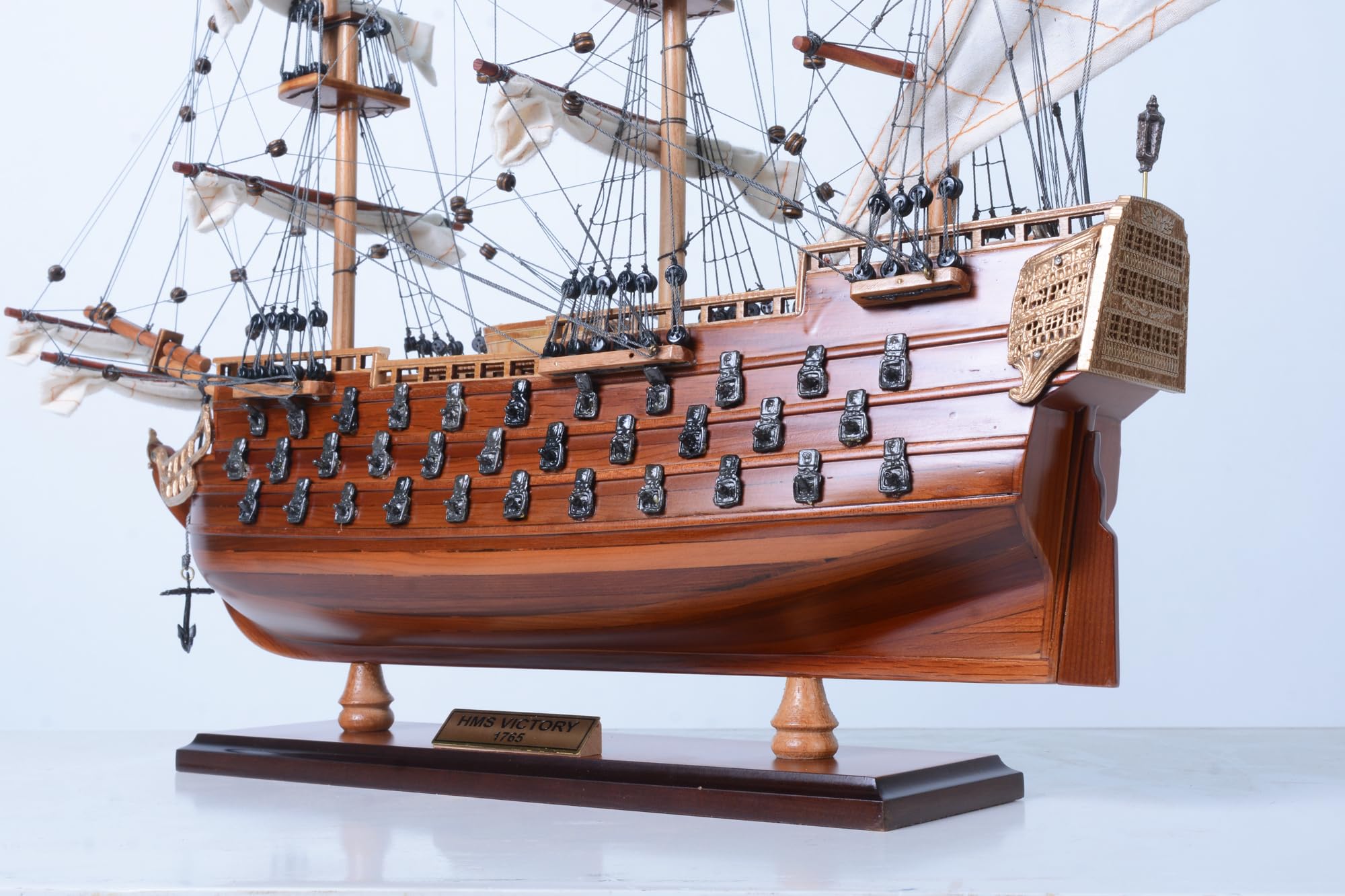 HMS Victor　大型帆船模型　ケース付 Amazon | 帆船模型 完成品 木製 HMS ヴィクトリー号 HMS Victory