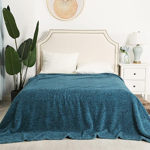Miniatura 7 de SOCHOW Manta de forro polar Sherpa para todas las estaciones, ligera, mullida, cálida y súper suave, para cama, sofá y sofá, 60 x 80 pulgadas, azul