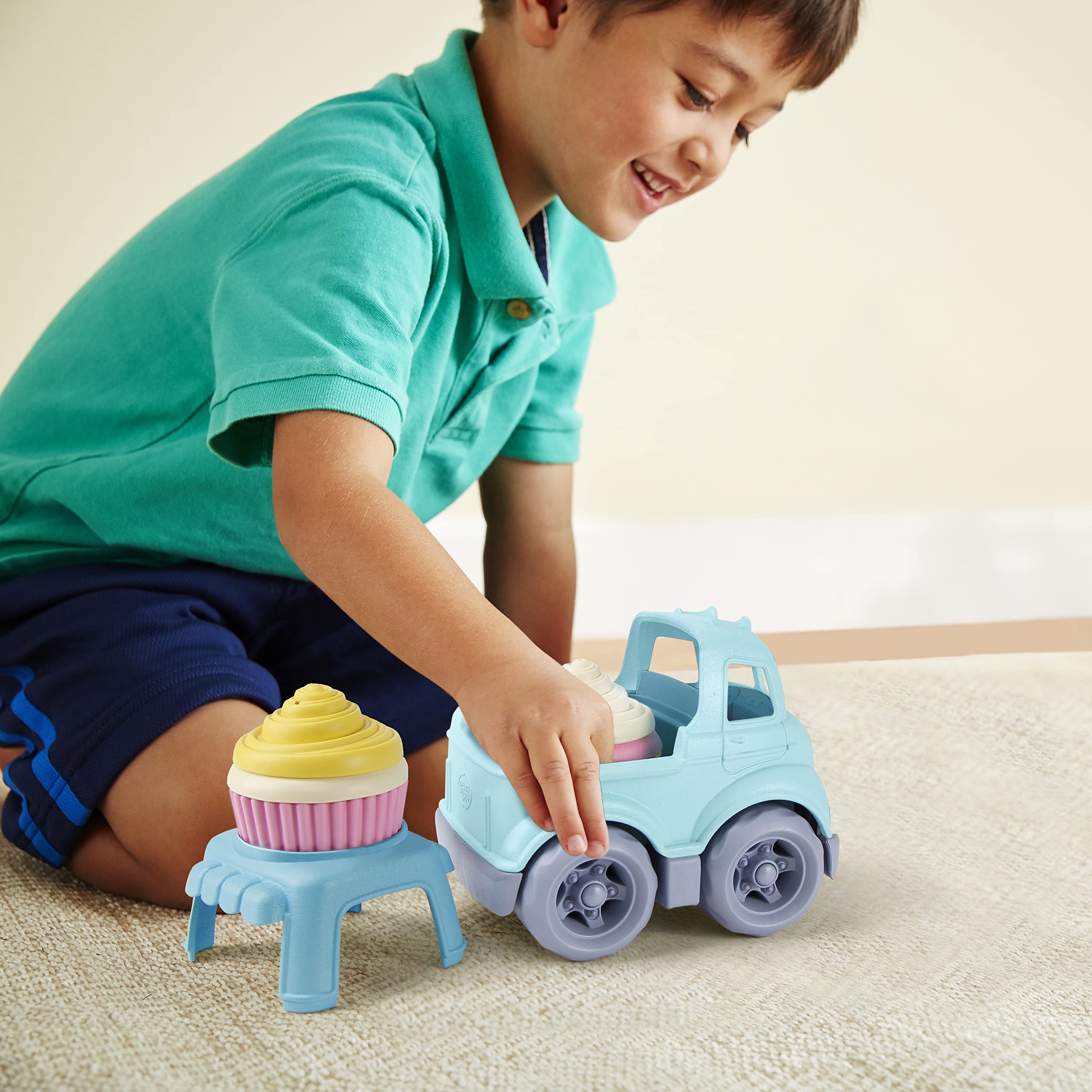 Green Toys Cupcake Truck with 2 Cupcakes - Toy Trucks Made from 100% Recycled Plastic, Eco Friendly Gifts, Sustainable Vehicle Toy for Pretend Play