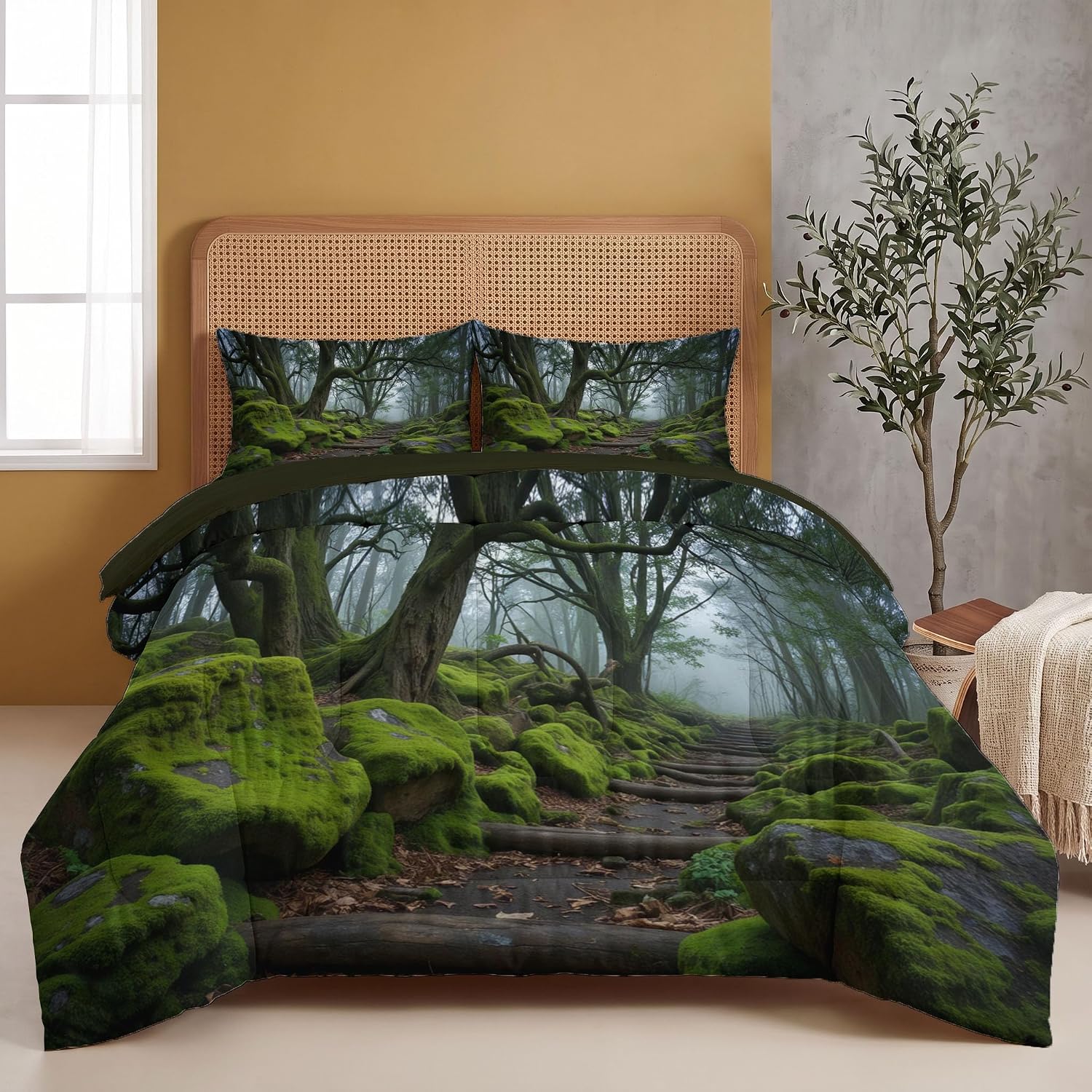 Tranquil and Mysterious Comforter Set King Size, Primeval Mossy Forest Bedding Set for Girls Boys, Dark Green Quilt Bed 104"X90" Bedding Comforter Sets with 2 Pillowcase Room Decor