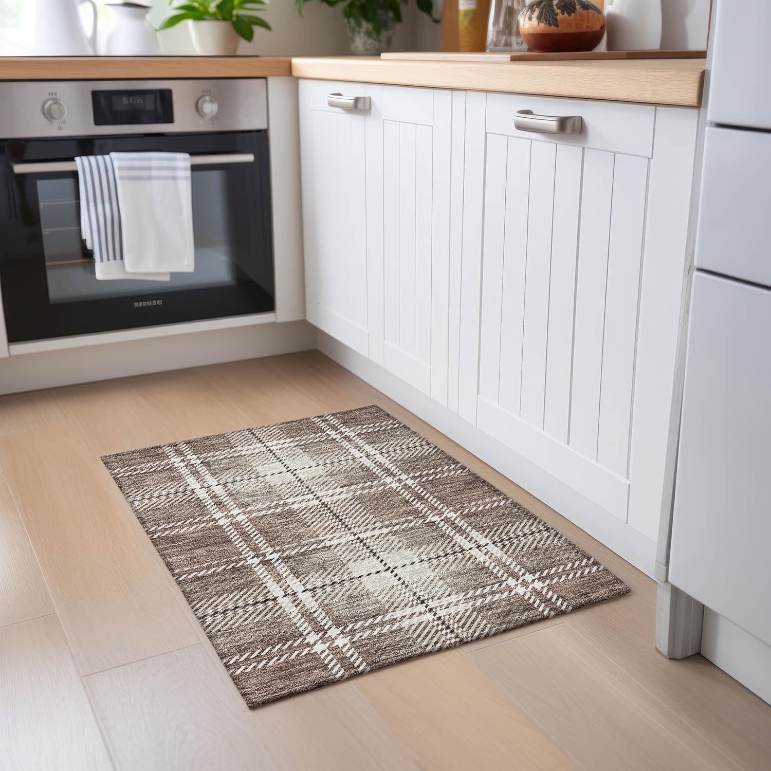 Addison Rugs Chantille ACN935 Brown 1'8" x 2'6" Indoor/Outdoor, Machine Washable, Easy Clean, Non Shedding, Bedroom, Living Room, Dining Room, Kitchen, Patio Rug