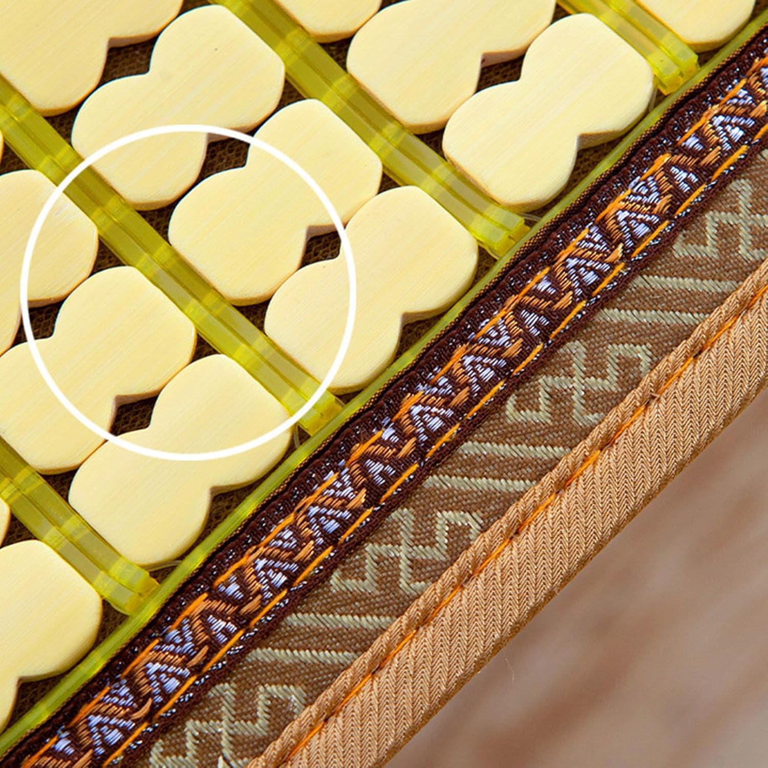 KUZQIM] シーツ 滑り止め 60*180cm 天然素材 夏 冷却マット 暑さ対策 通気性 冷感マット 引っ越し 折りたたみ式 KUZQIM] 竹  シーツ 滑り止め カラー4 60*180cm 天然素材 夏 冷却マット 暑さ対策 麻雀クッション 通気性 冷感 Amazon｜[ KUZQIM] 座ぶとん  座布団 竹マット ... [KUZQIM] 座布団 竹マット 竹 座ぶとん 夏 クール 涼み 天然 シーツ 涼しい デスク チェア ソファーマット カラー4