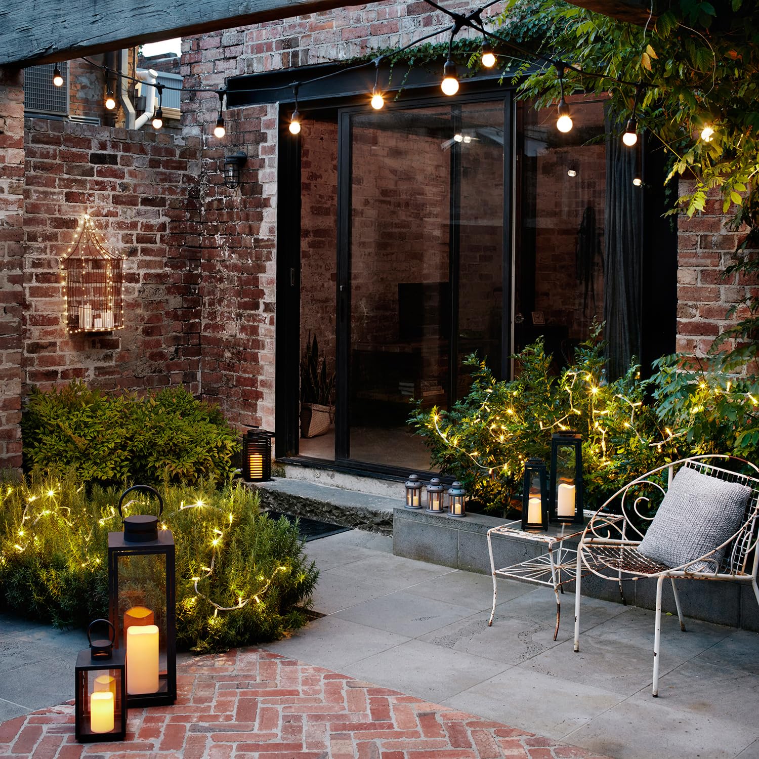 Farolillo Gigante en Metal Cincado Negro para Interiores y Exteriores con Vela LED a Pilas de Lights4fun