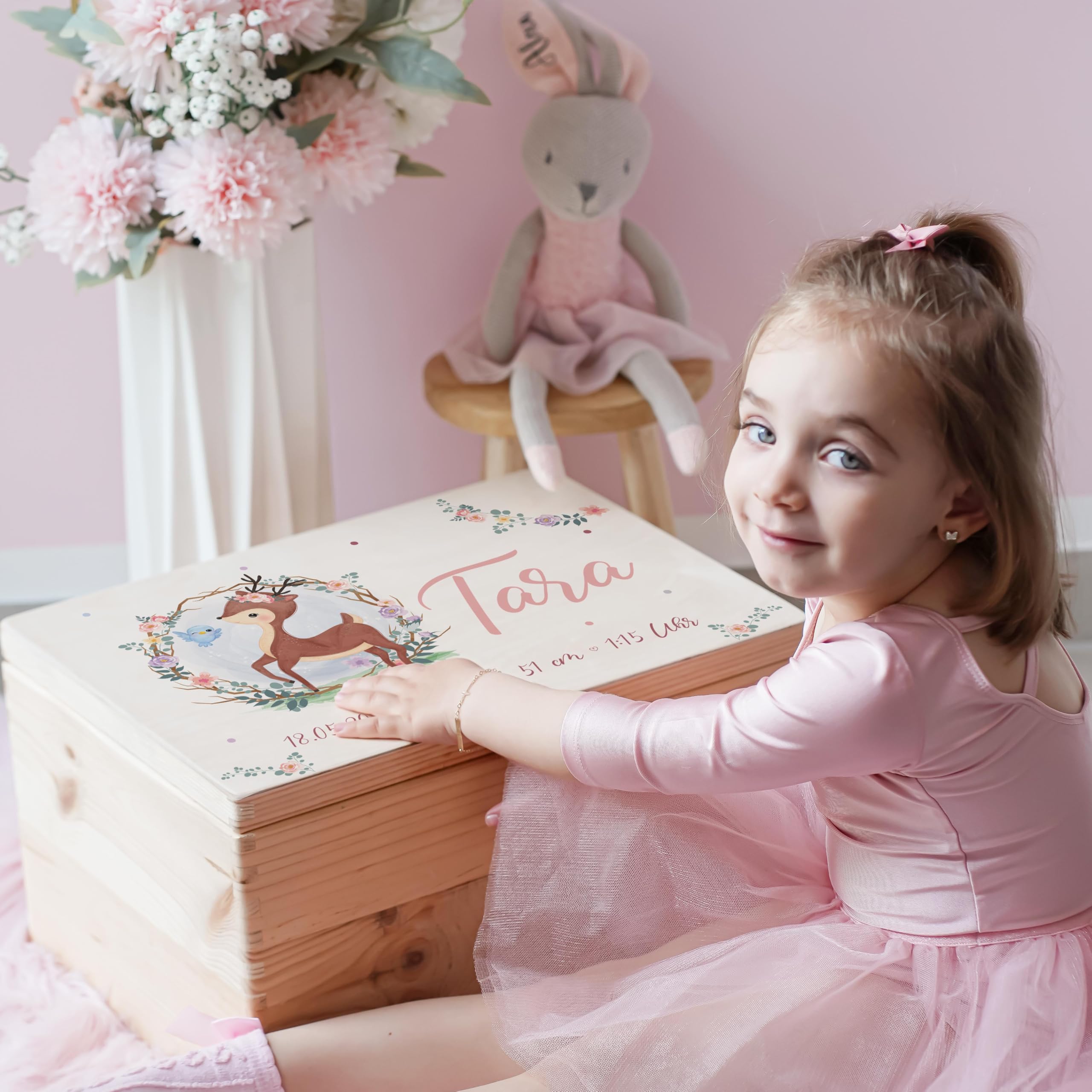 KIDSMOOD - Erinnerungsbox Baby, personalisierte Holzkiste mit Deckel, Ideal zur Aufbewahrung von Erinnerungen und als Geschenk zur Geburt, Taufe oder als Geburtstagsgeschenk für Mädchen und Jungen