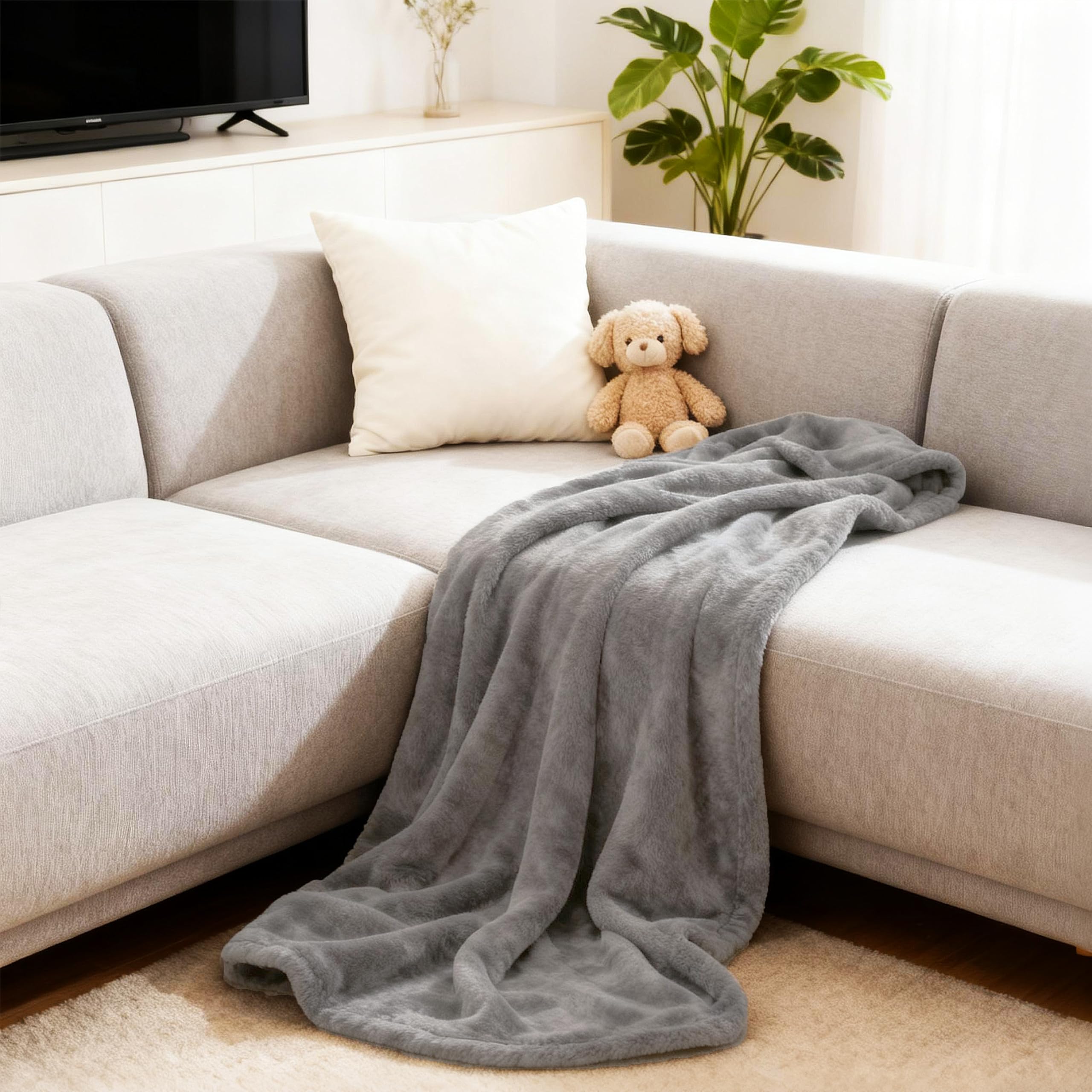 AiTodos® Koc Polarowy Miękki 130x150 cm – Mały Puszysty Koc Flanelowy na Fotel, Kanapę lub Łóżko Dziecięce, Do Prania w Pralce, Szary