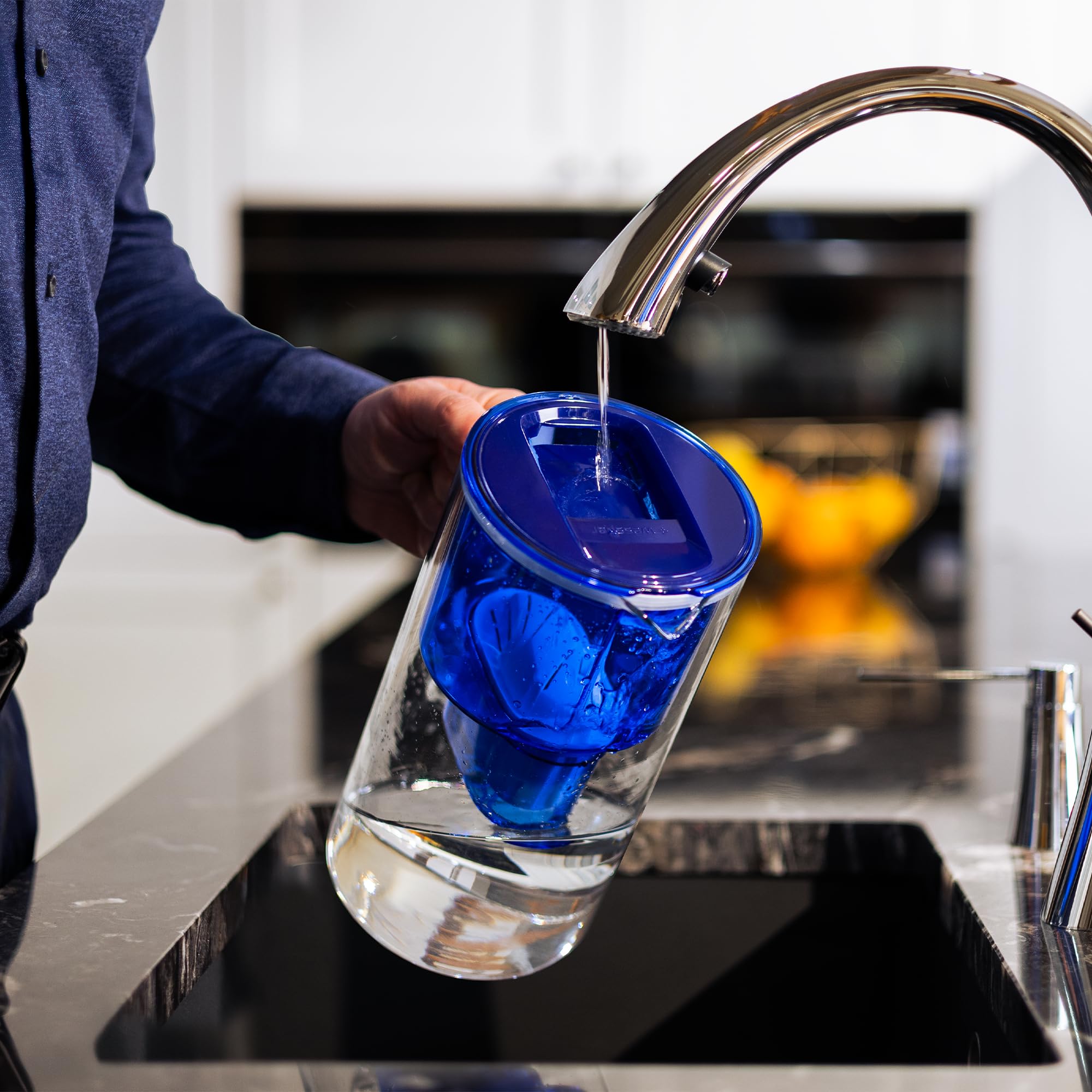 Wessper Jarra filtradora de vidrio con 1 cartucho de filtro 3 Litros | Reemplazo para Dafi Unimax Aquaphor A5 BRITA Maxtra+ PHILIPS AWP212/10 | Reduce la cal, el cloro y los Microplásticos, Azul