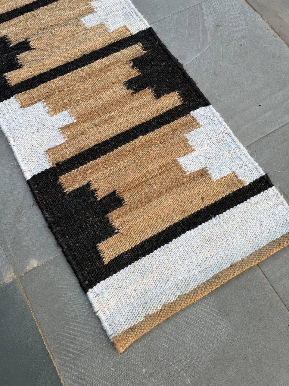 Jute Runner Abstract Design Hemp Jute Woven Floor Runner for Hallway Entryway (2 x 25)