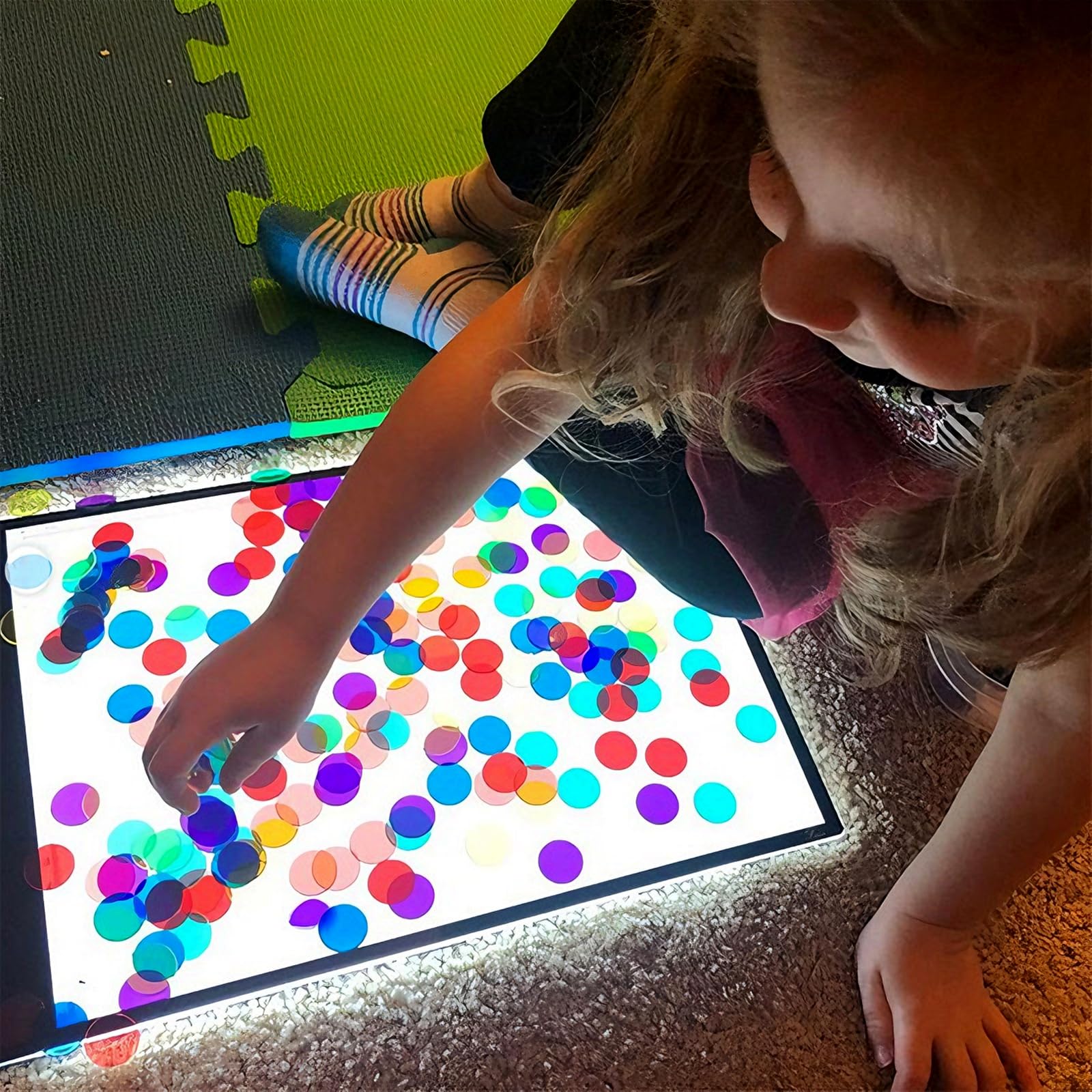 Kit de Bingo Magnétique, 2 Bâton Magnétique 200 Jetons Loto, Baton Jetons Bingo Jeux coloré, Bingo Jeton Magnetique pour Jeu éducatif Enfants et Accessoire Pratique