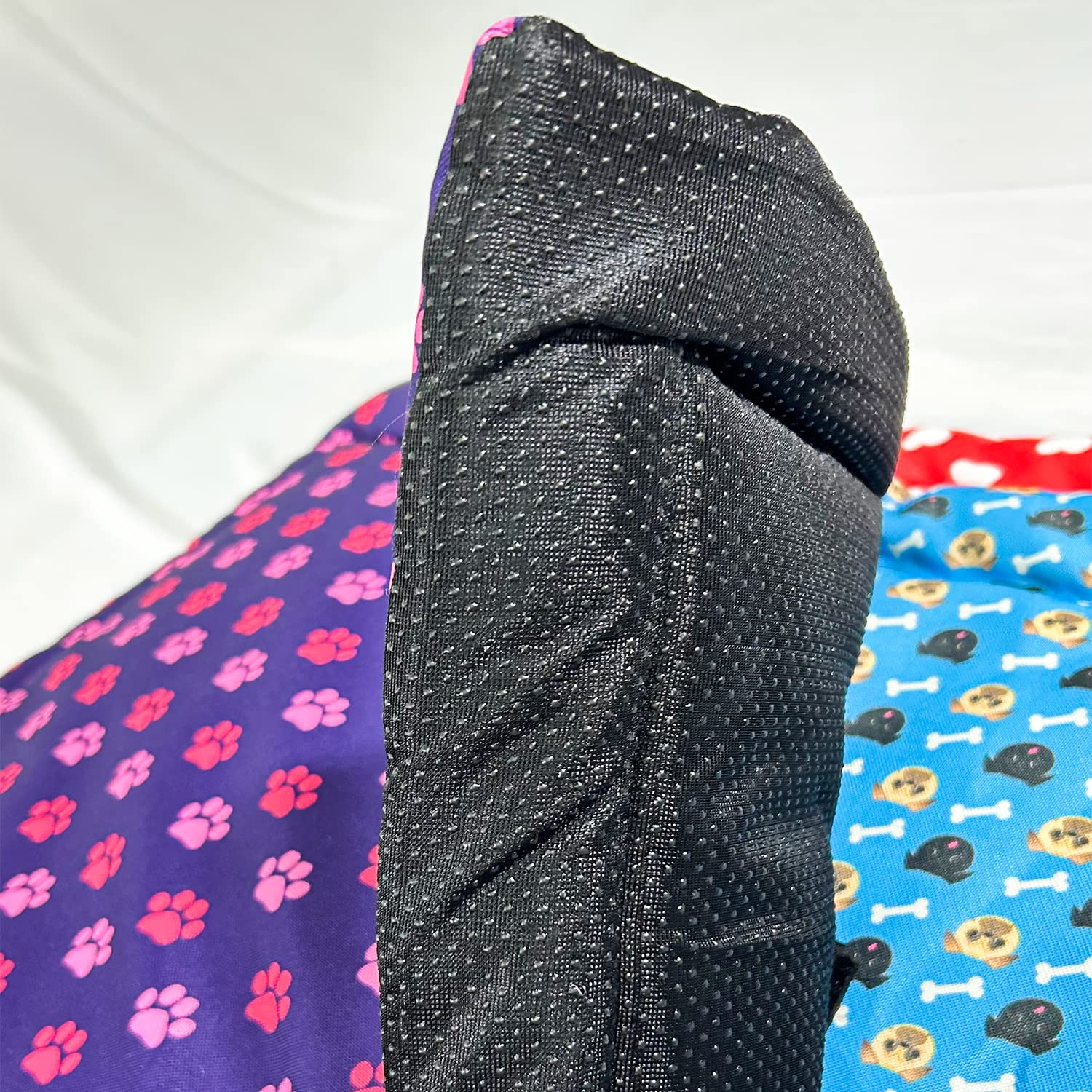 سرير كلاب او قطط بلون قرفة مقاس 45.72 سم مع مسند طاولة من ميد ويست هومز فور بيتس | سلالات مثالية للكلاب مقاس XS ويناسب قفص الكلاب مقاس 55.88 سم | سهل الصيانة والغسل والتجفيف في الغسالة