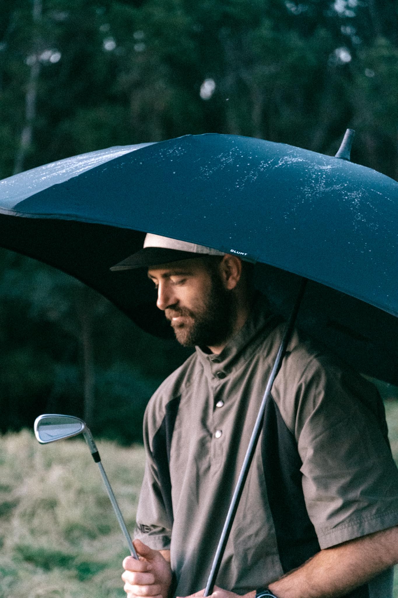 BLUNT Sport Umbrella, Extra Large Sports, Golf Umbrella for Wind and Rain, Portable, Repairable & Durable, B-Corp Certified, 146cm Diameter