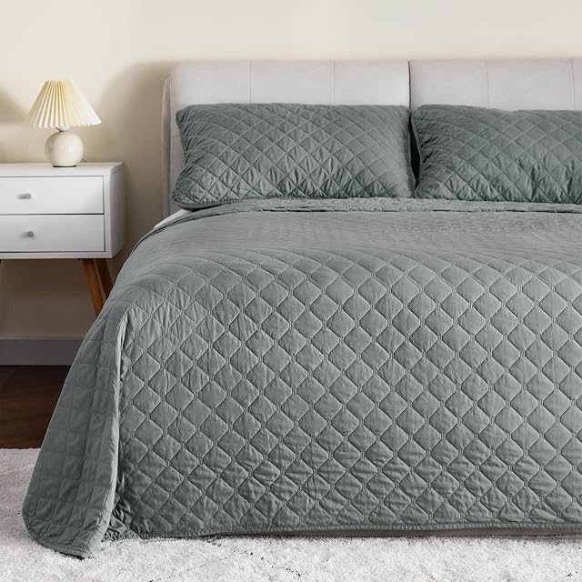 3 Piece Reversible Stitched Bedspread Quilted Blanket Set King Size filled with Cotton, Lightweight Bedding Comforter Coverlet Set, Soft Microfiber Coverlets with Embroidered Grid Pattern  Grey
