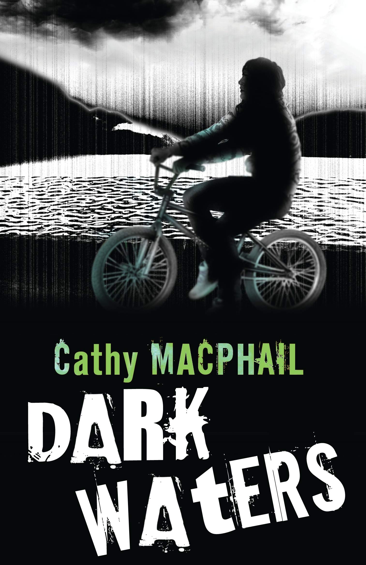 Dark Waters By Catherine MacPhail. 9780747578338