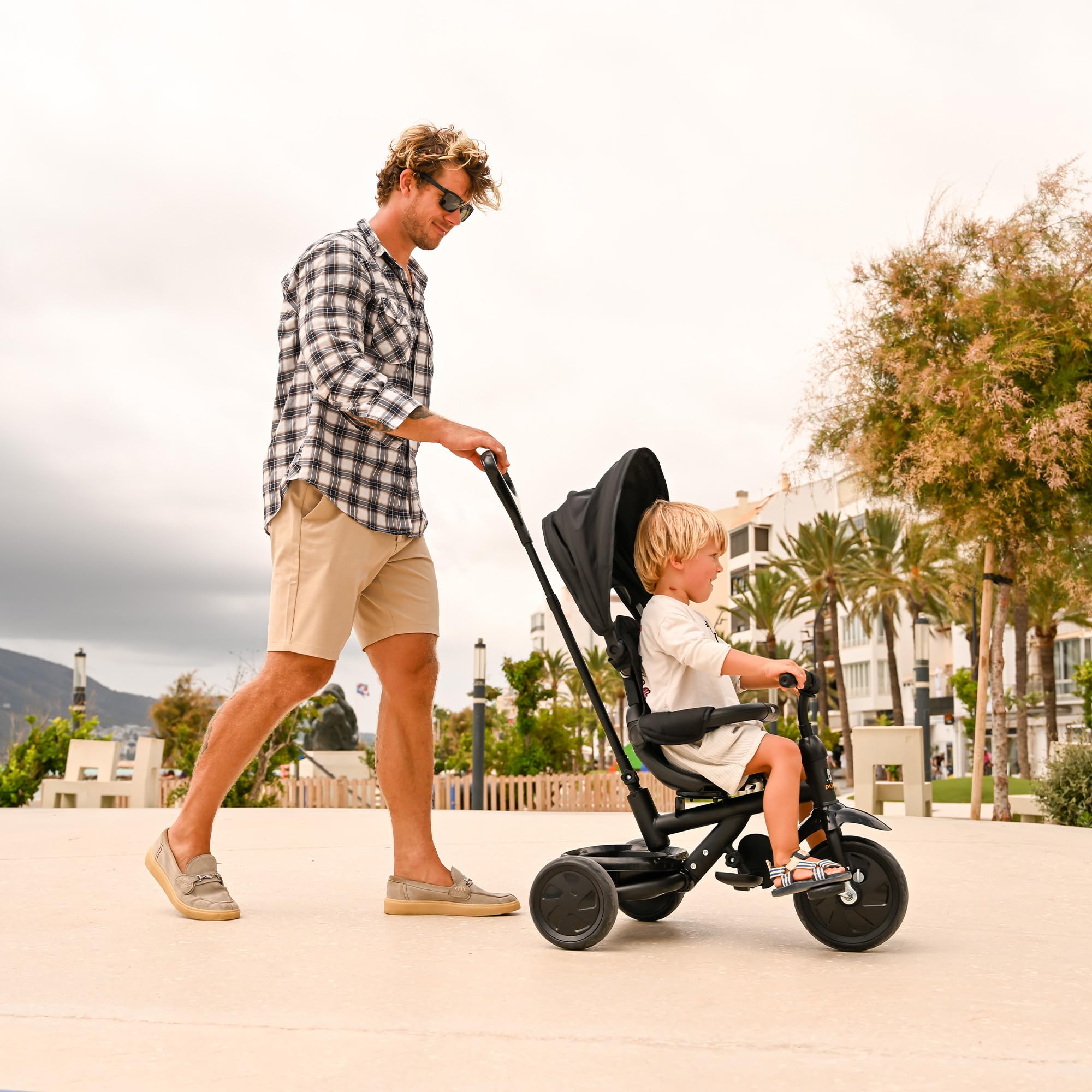 Deryan Tricycle Bébé Adventurer de 9 Mois à 25 kg, Draisienne Évolutif, Velo Poussette, Trike Bebe, Capote dépliable avec Pare-Soleil, Léger, Rangement, Noir