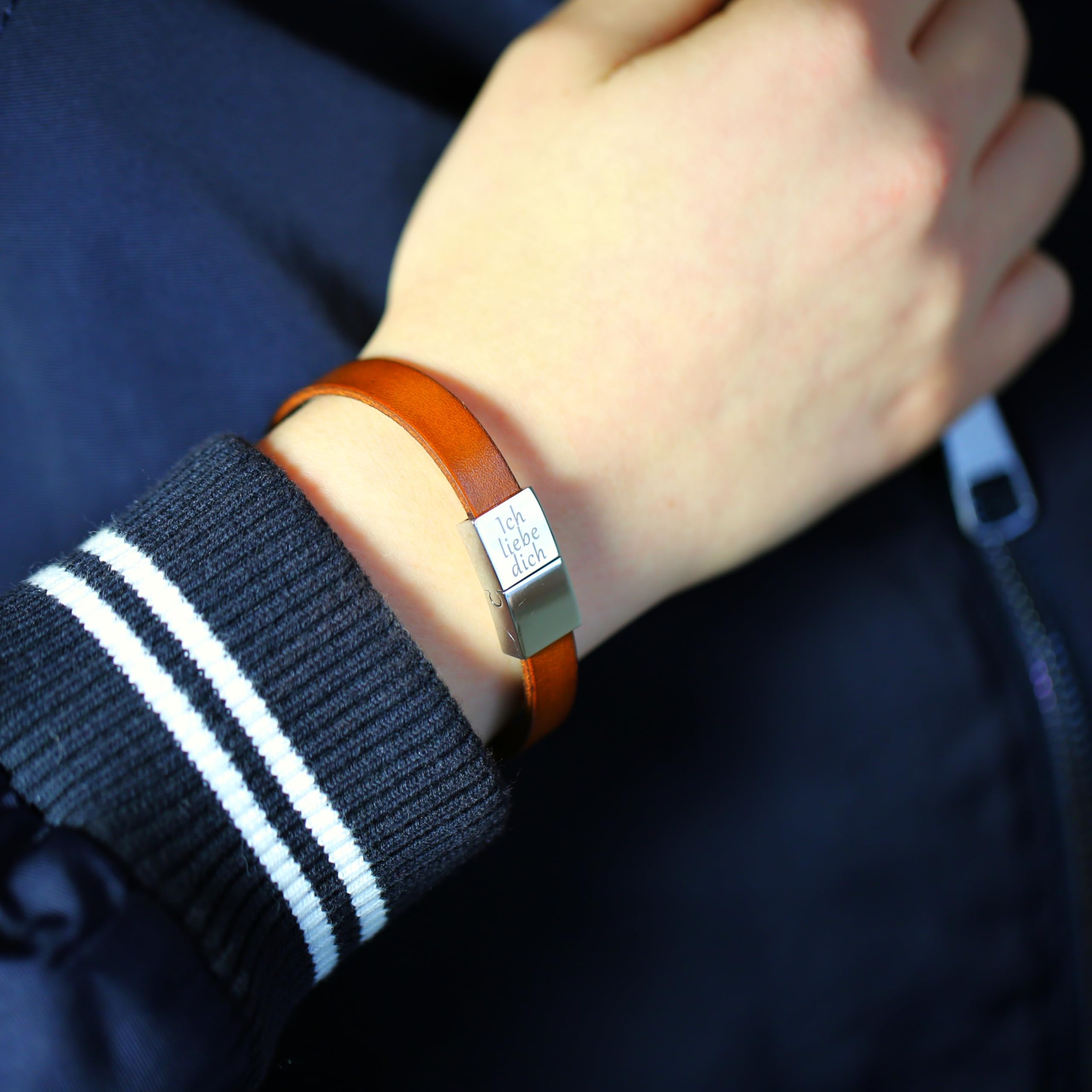 Namensarmband Leder Herren Lederarmband Koordinaten oder Spruch Armband mit Gravur Männer Herrenschmuck Gravur Männerschmuck | HANDMADE IN GERMANY