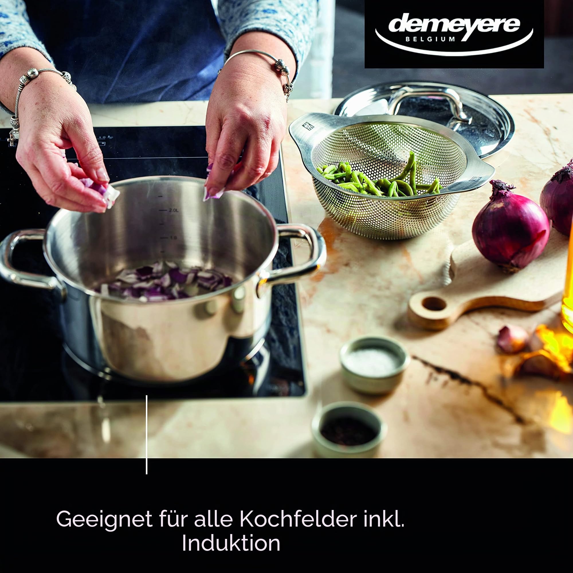 Demeyere Alu Classico 3 Kochtopf fuer Induktion und anderen Herdarten, Topf mit Deckel aus pflegeleichtem Edelstahl mit 3-lagigem boden mit Alumiumkern, 10 Jahre Qualitaets-Garantie, 18 cm gross