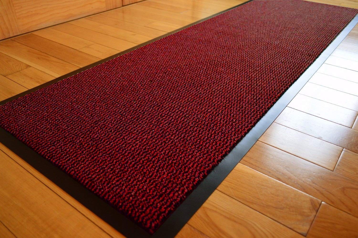DIRT TRAPPER SMALL MEDIUM LARGE DOORMAT RED / BLACK ABSORBENT BATHMATS NON SLIP HEAVY DUTY RUG INSIDE OUTSIDE WATERPROOF BARRIER MAT DOOR OFFICE FLOOR KITCHEN RUNNER UTILITY CARPET (40 X 60 CMS) — image 1