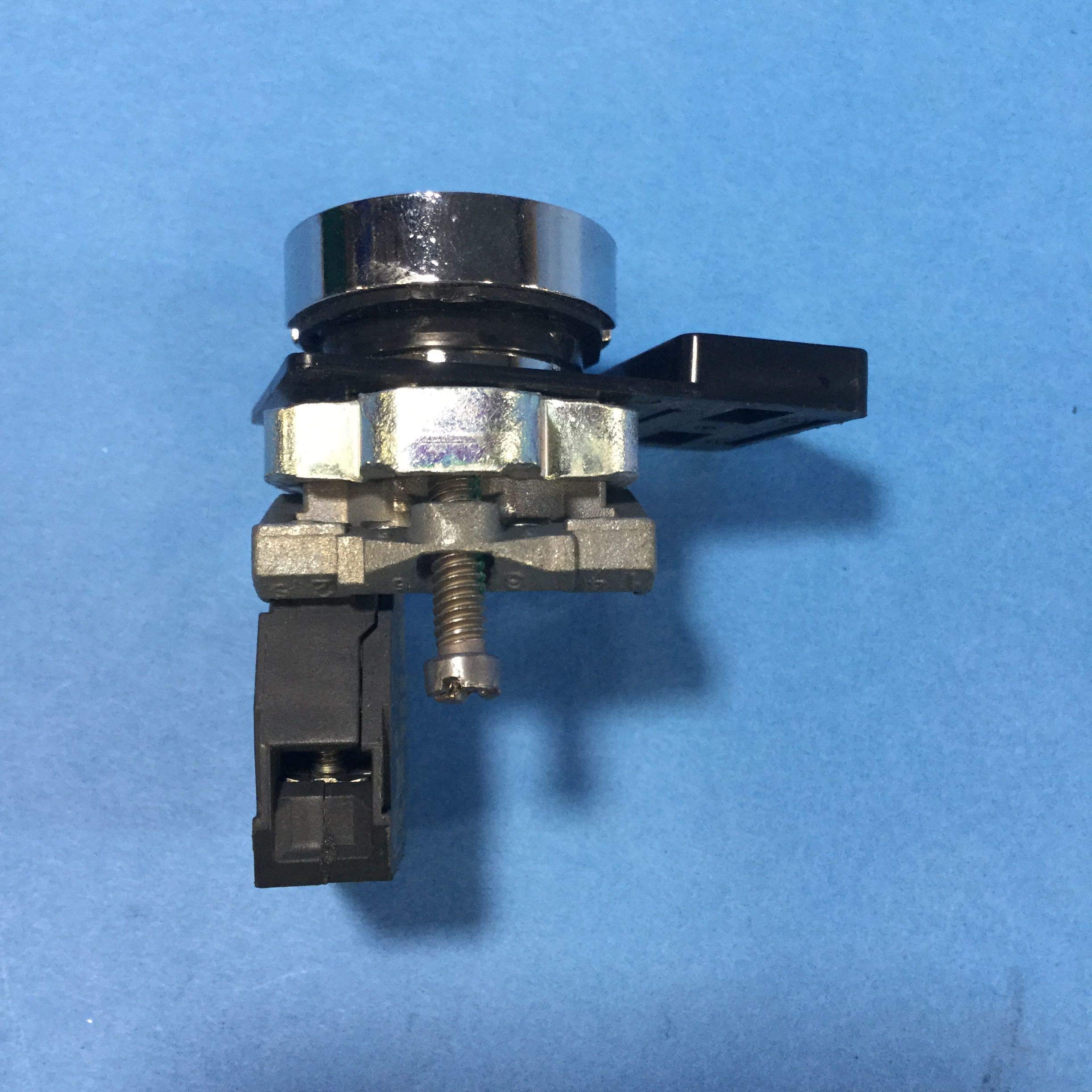 Telemecanique ZBE-102 Contactor, Black