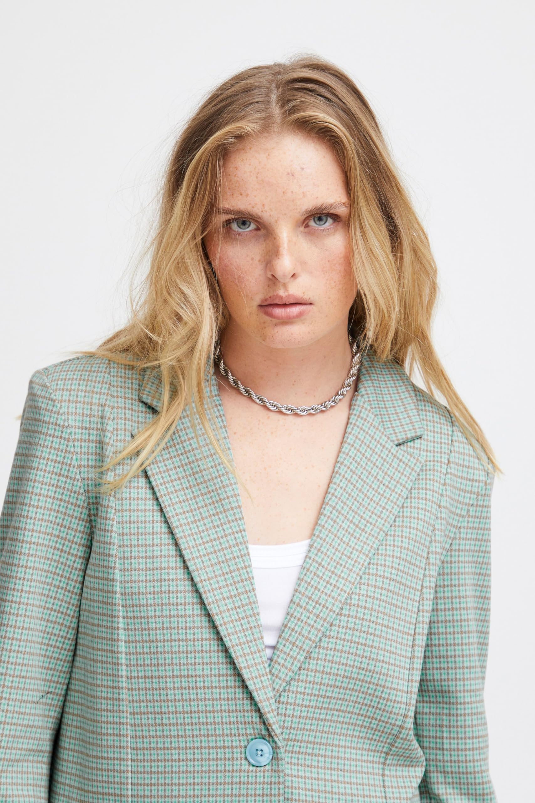 ICHI IHKATE Cameleon Oversize BL Damen Blazer Jackenblazer 70% Polyester, 28% Viskose, 2% Elasthan Loose fit