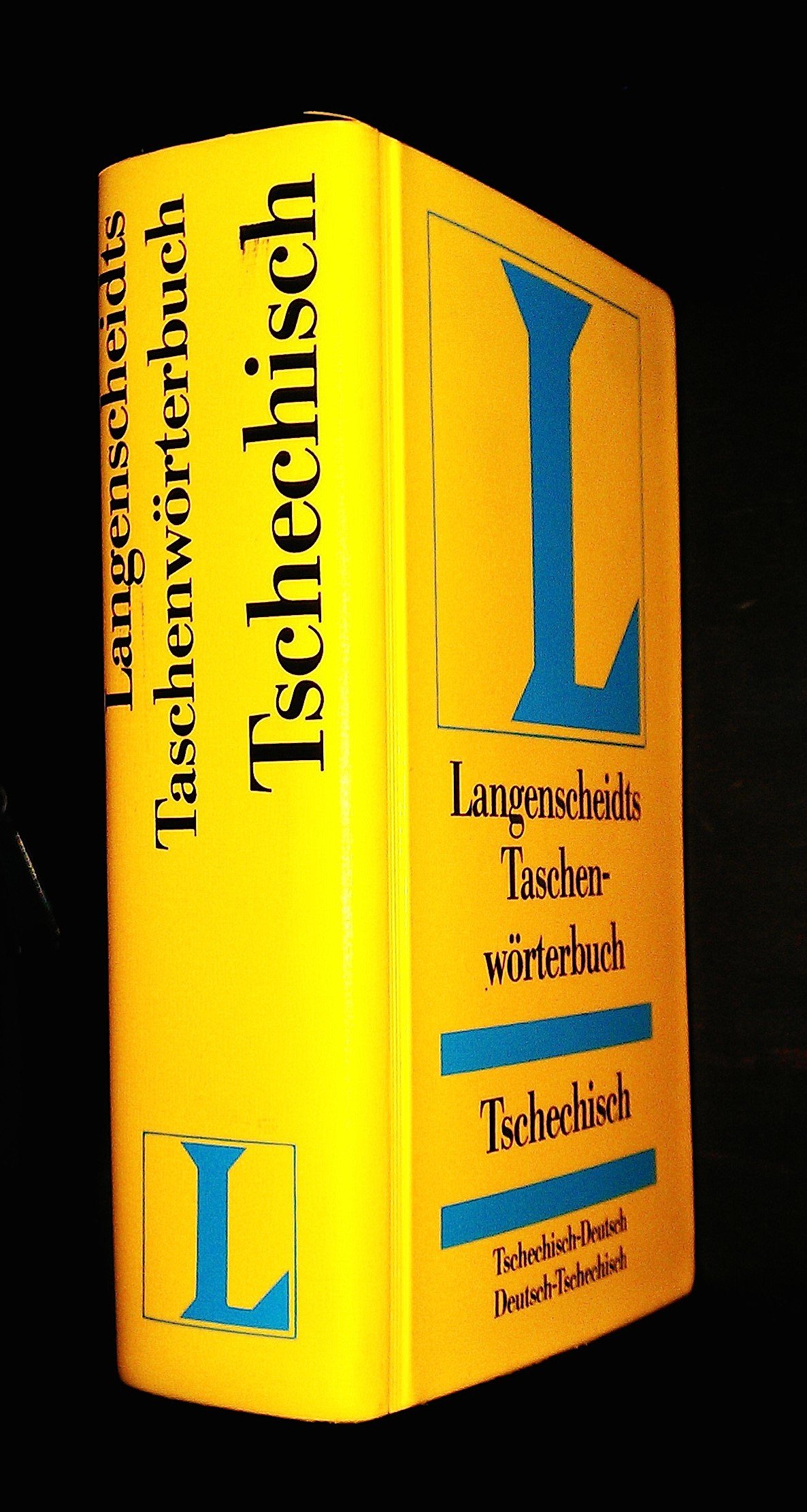 Tschechisch - Deutsch / Deutsch - Tschechisch. Taschenwörterbuch. Langenscheidt. Rund 75 000 Stichwörter und Wendungen