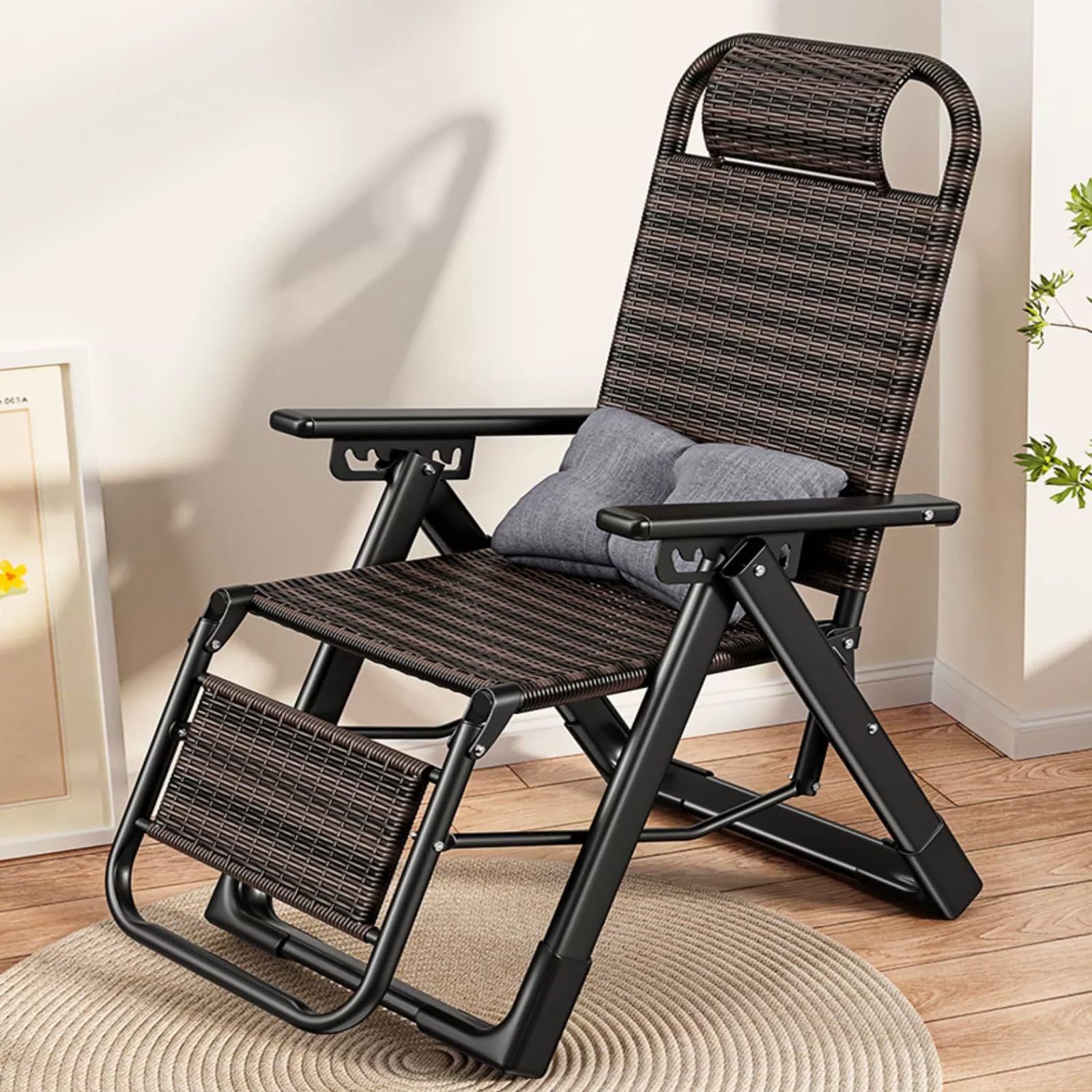 Ratán Silla Gravedad Cero Tumbona De Relax,Tumbona Playa Plegable Ligera,tumbonas Jardin Exterior,Portátil Tumbonas con Reposabrazos, Respaldo Ajustable,Respirable,Ahorra Espacio.