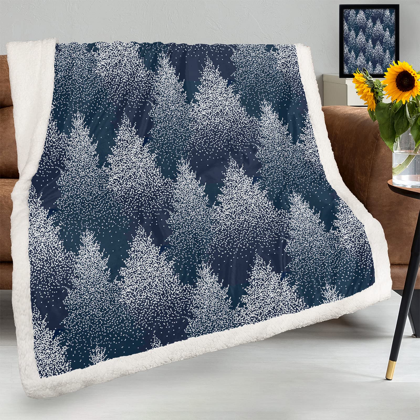 Amazon.com: Throw Blanket Winter Fir Trees Lightweight Cozy Fuzzy Blanket  Warmer Soft Microfiber Gift for Couch Bed Sofa Living Room Bedroom  Travelling Fall Camping Kids Adults 50X60 in : Home u0026 Kitchen
