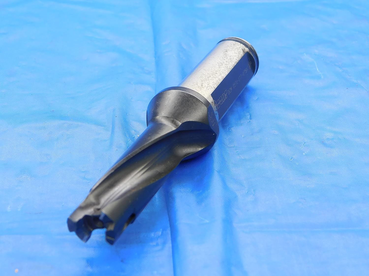 ISCAR 15mm O.D. COOLANT Exchangeable TIP Drill DCM 051-177-075A 3/4 Shank 2 FL - MB6516AP1