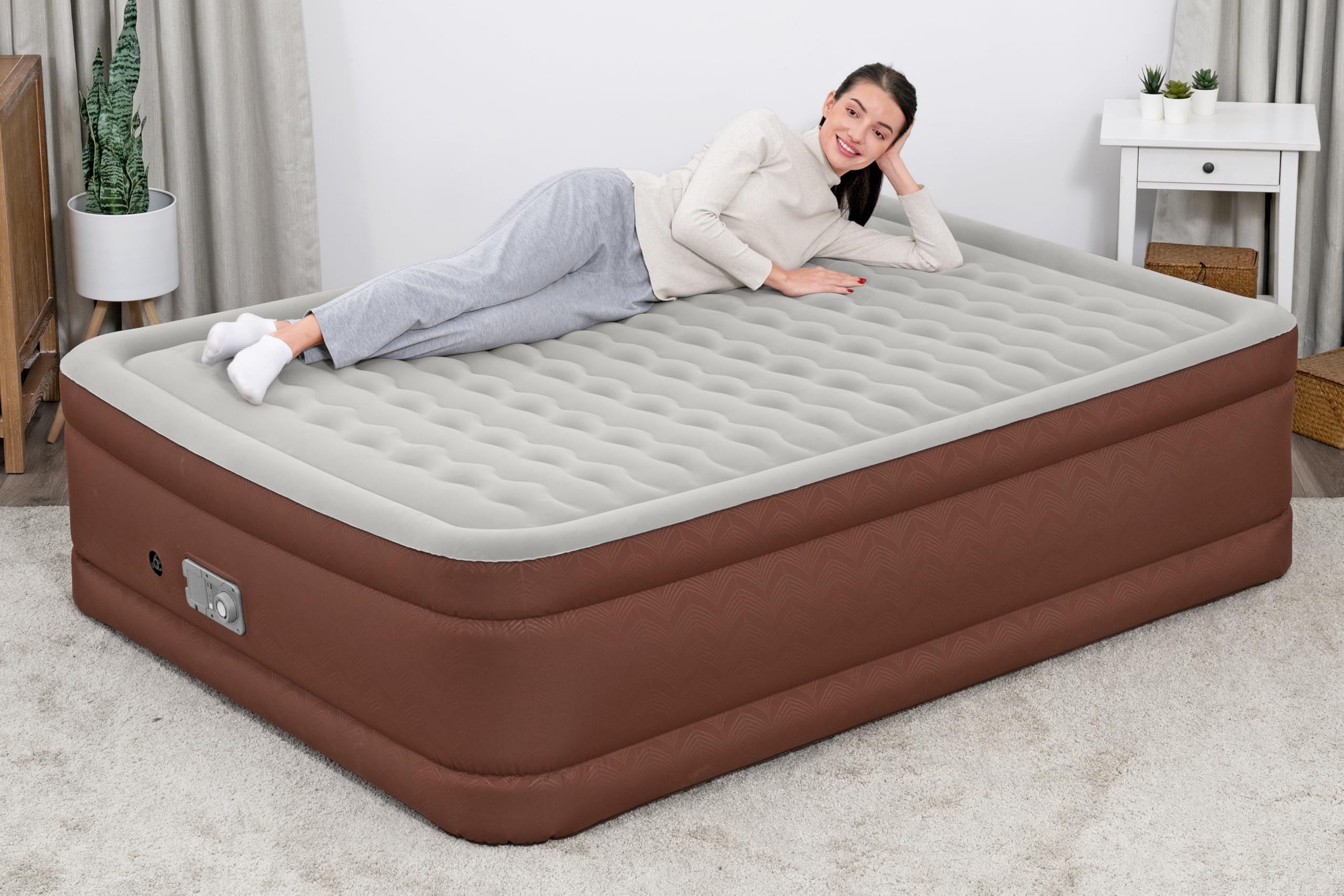 Bestway AlwayzAire Fortech podwójne łóżko dmuchane z pompą Comfort Choice+, 203 x 152 x 51 cm, dla 2 osób, 350 kg, 180 s, falowane wiązki, porty USB, lampka nocna, Soft Top, w zestawie torba, zestaw