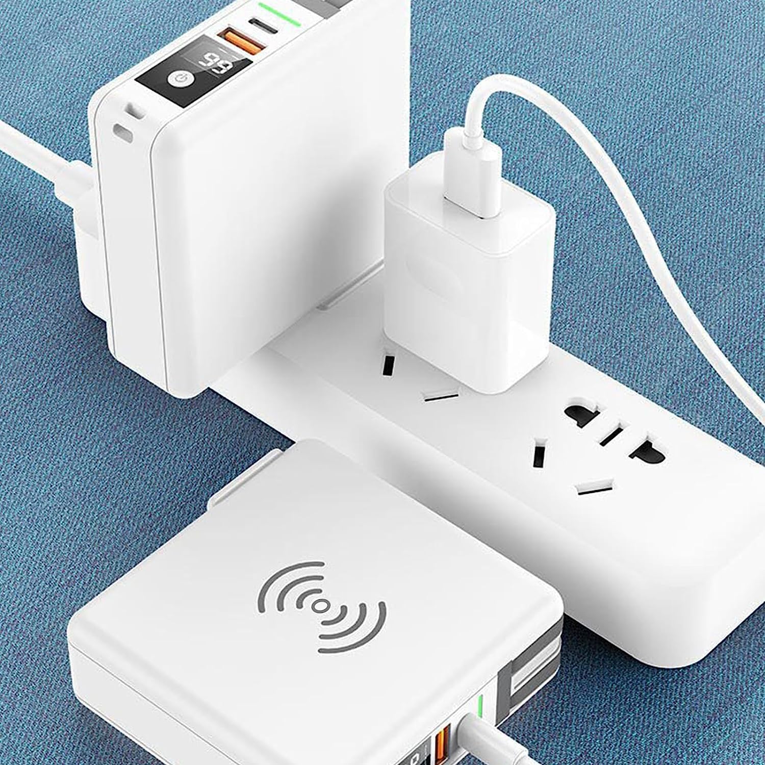 Pwr Travel - Międzynarodowy power bank 5 w 1, przenośna ładowarka z wtyczką sieciową AC i wbudowanymi kablami, power bank 10000 mAh USB C z bezprzewodową ładowarką, 4 wyjścia 2 wejścia + szybkie ładow