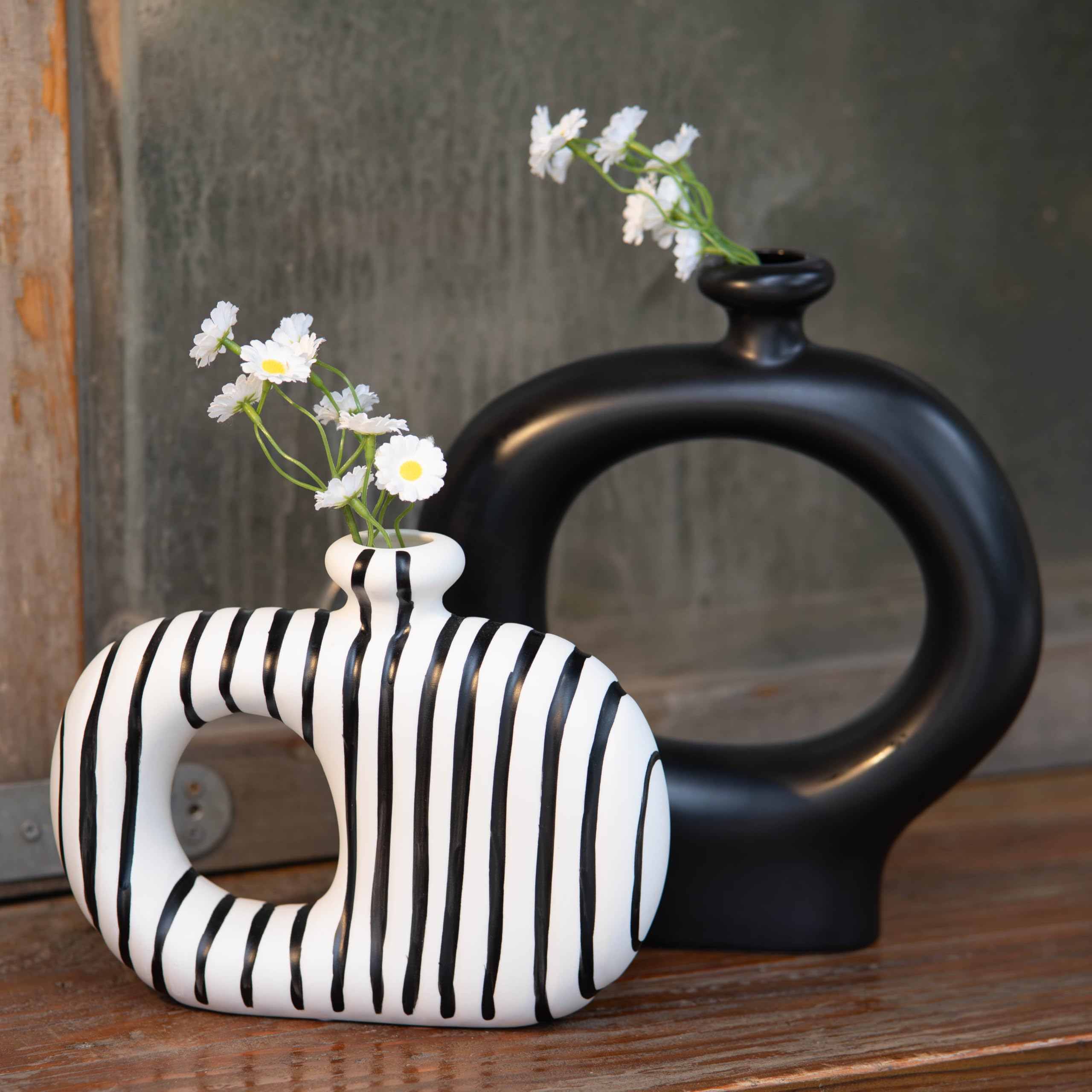 Relexome Keramikvasen, 2er-Set, modern, gestreift, Donut-Blumenvasen, minimalistisch, nordischer Stil, Schwarz und Weiß, dekorative Vasen für Heimdekoration, Tischdekoration, Wohnzimmer, Bücherregal