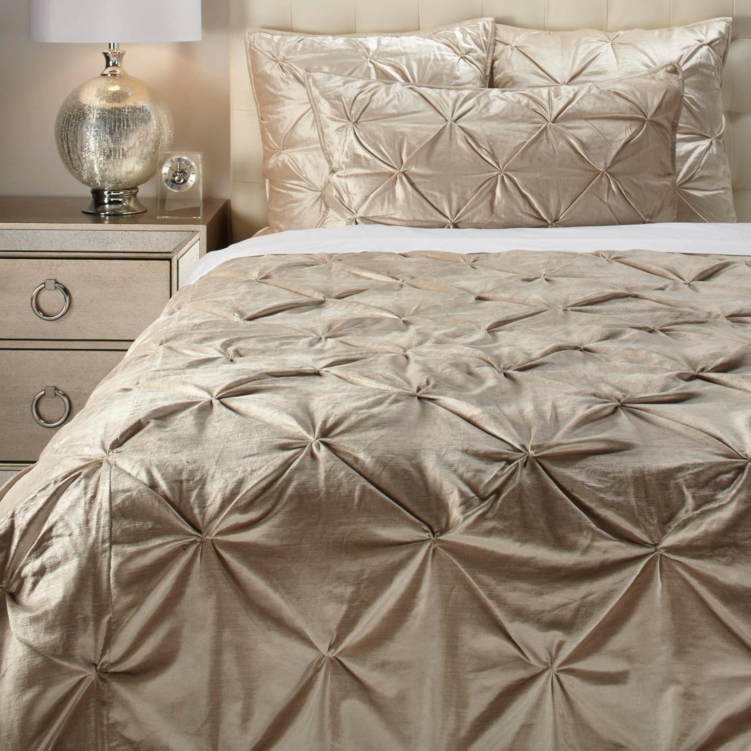 Z Gallerie Avignon Champagne Gold Super Soft and Cozy Quilted Comforter Duvet Cover