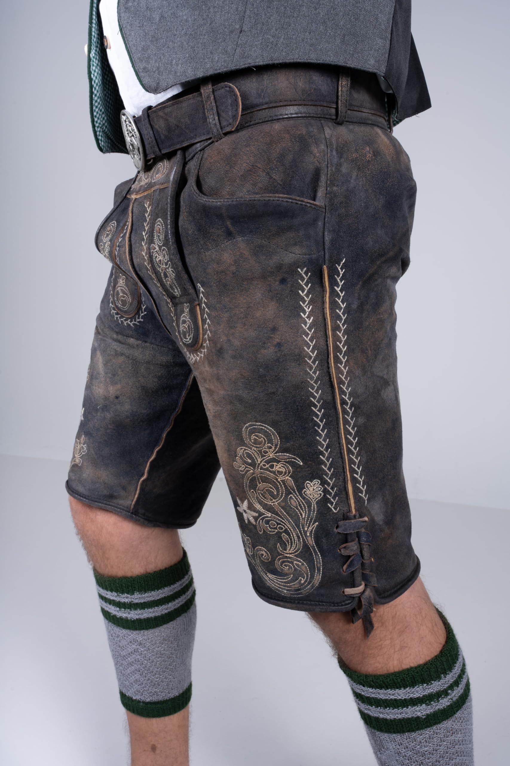 Edelnice Trachtenmode hochwertige Kurze Trachtenlederhose aus Ziegenleder Verschiedene Modelle Gr. 44-66