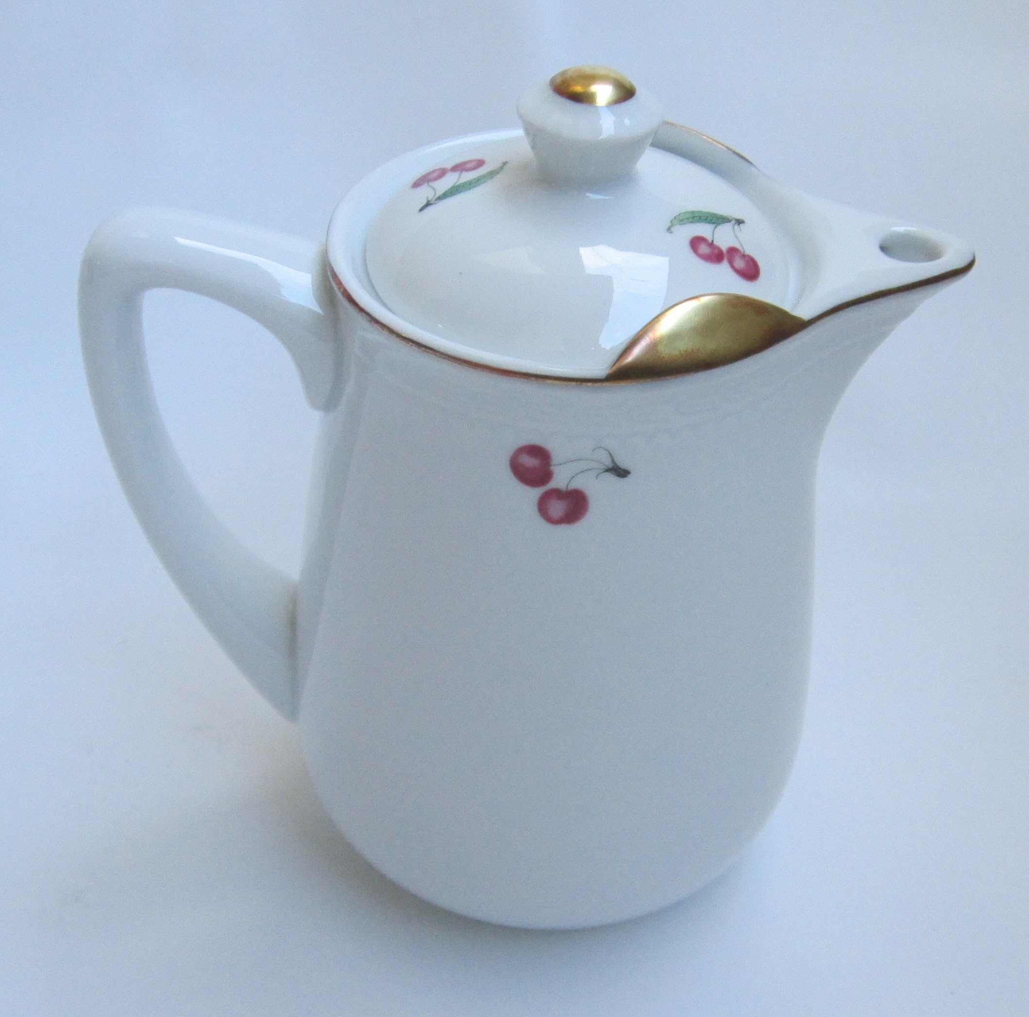 Richard Ginori: "Murat" Coffee Pot 0.60 Lt (21 Oz.) [ Italian Import ]