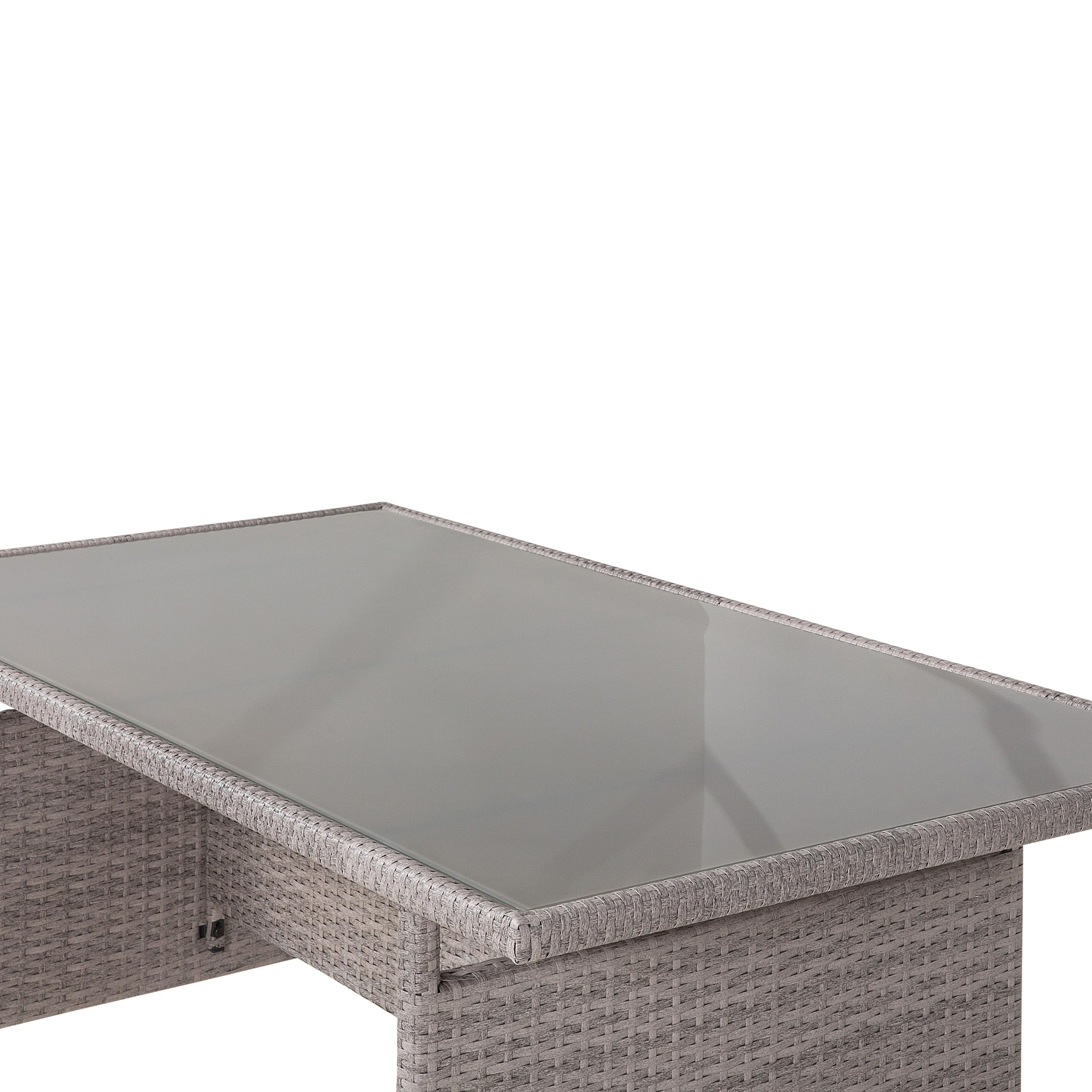 Beliani Gartentisch mit Glasplatte Polyrattan grau 145 x 80 cm Outdoor Tisch VITERBO