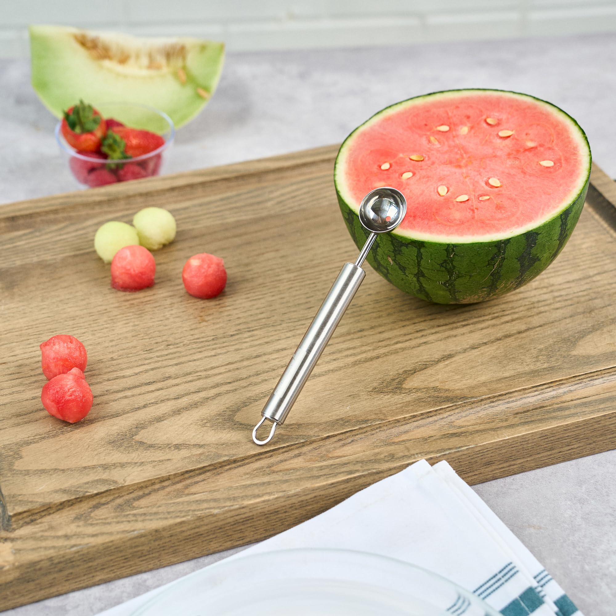 Restaurantware-German Standard 5.9 Inch Melon Baller, 1 Dishwashable Melon Scooper - Ergonomic Handle, Creates Smooth Round Balls, Stainless Steel Fruit Scooper, For Watermelon, Cantaloupe, And More - Image 8