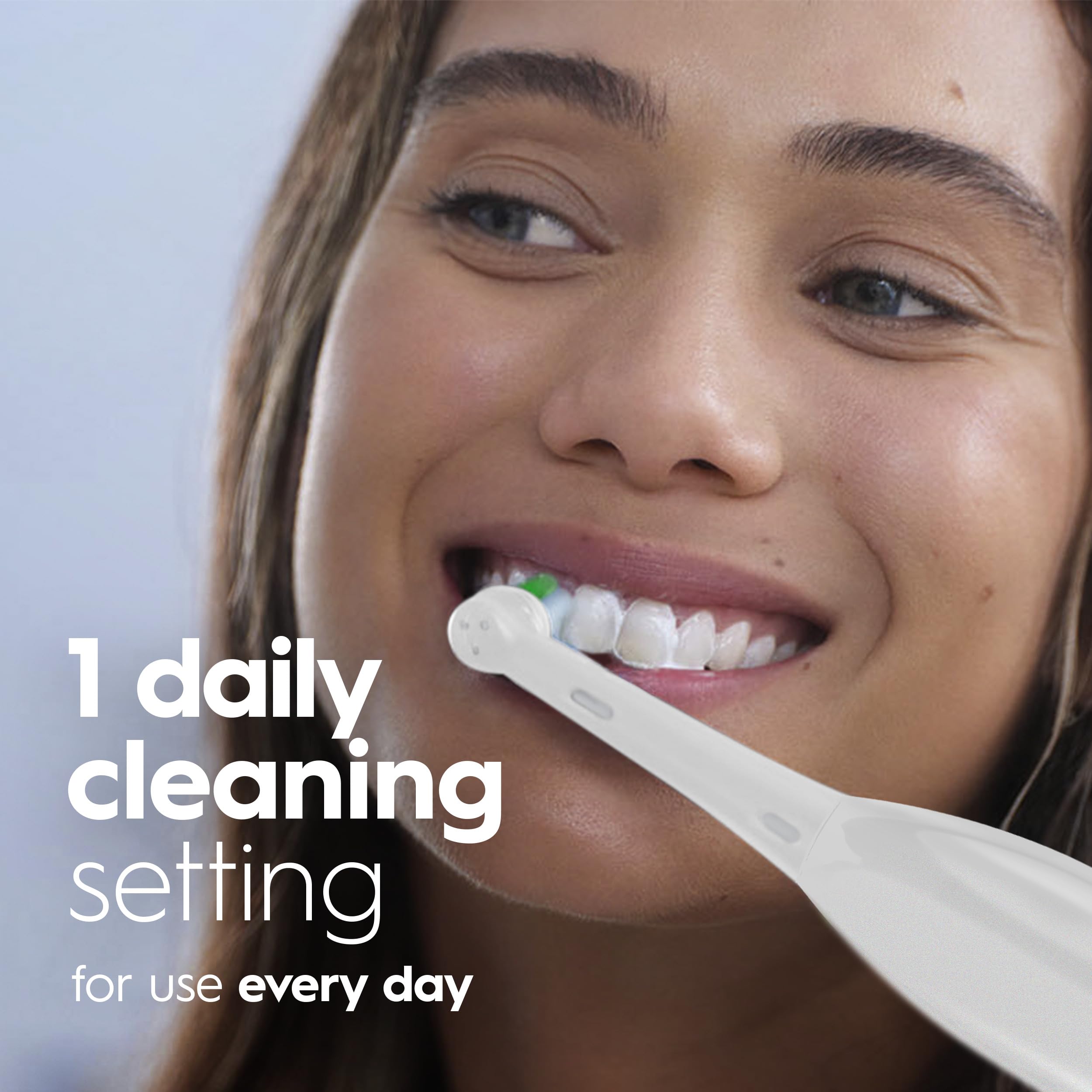 Oral-B Pro 100 3D White, Battery Toothbrush, White