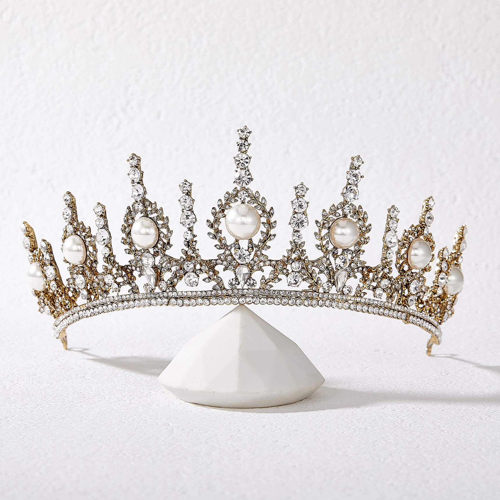 Wedding Tiara in 2 Pearl Size Models from the Kikinasu Creation