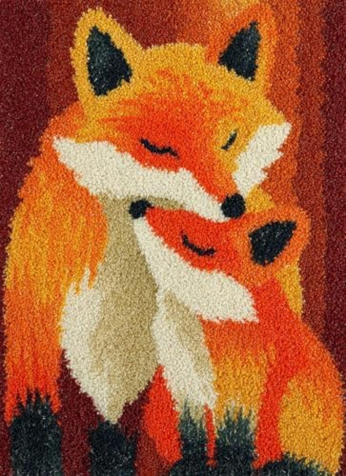 XDEGHUANGSS Latch Hook Rug Kit Fox Mom and Baby Fox Cushion Cover DIY Craft Set Pre-Printed Mat 38x52cm for Home Decor