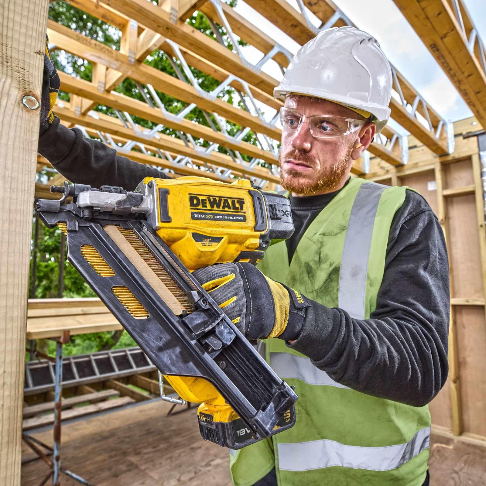 DEWALT DCN930N-XJ - Clavadora de Estructuras sin escobillas XR 18V, Sin batería/cargador