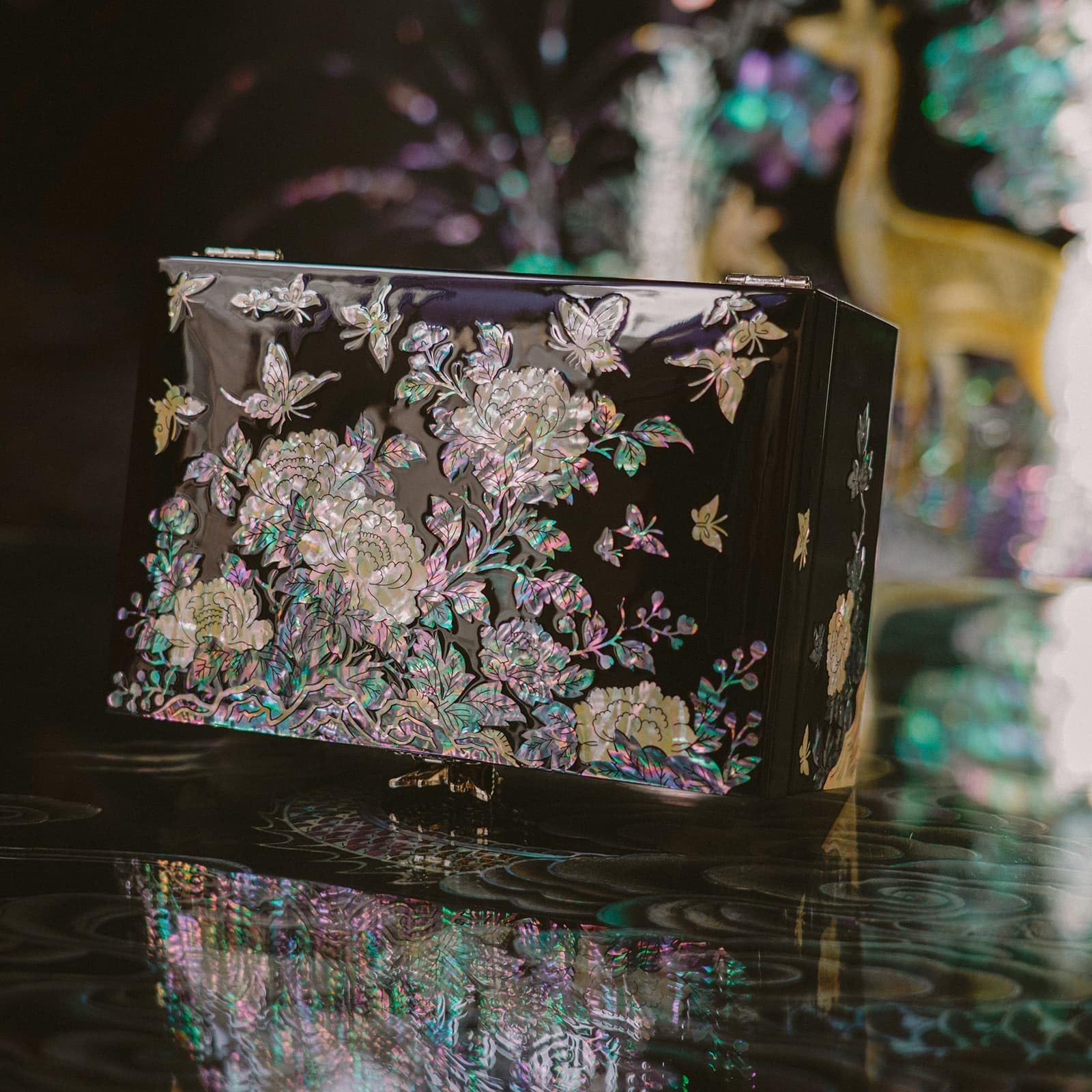 February Mountain Boîte à bijoux en nacre avec plateau à bagues – Cadeau unique pour les femmes qui ont tout