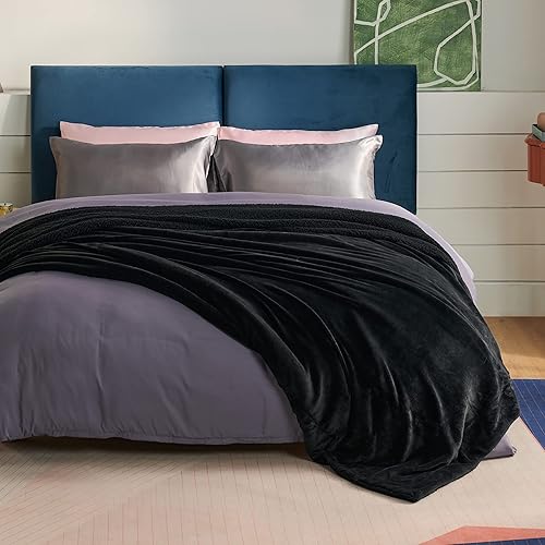 Miniatura 3 de Bedsure Manta de tamaño King de vellón sherpa para la cama, gruesa y cálida para el invierno, suave y mullida, grande, color negro, 108 x 90 pulgadas