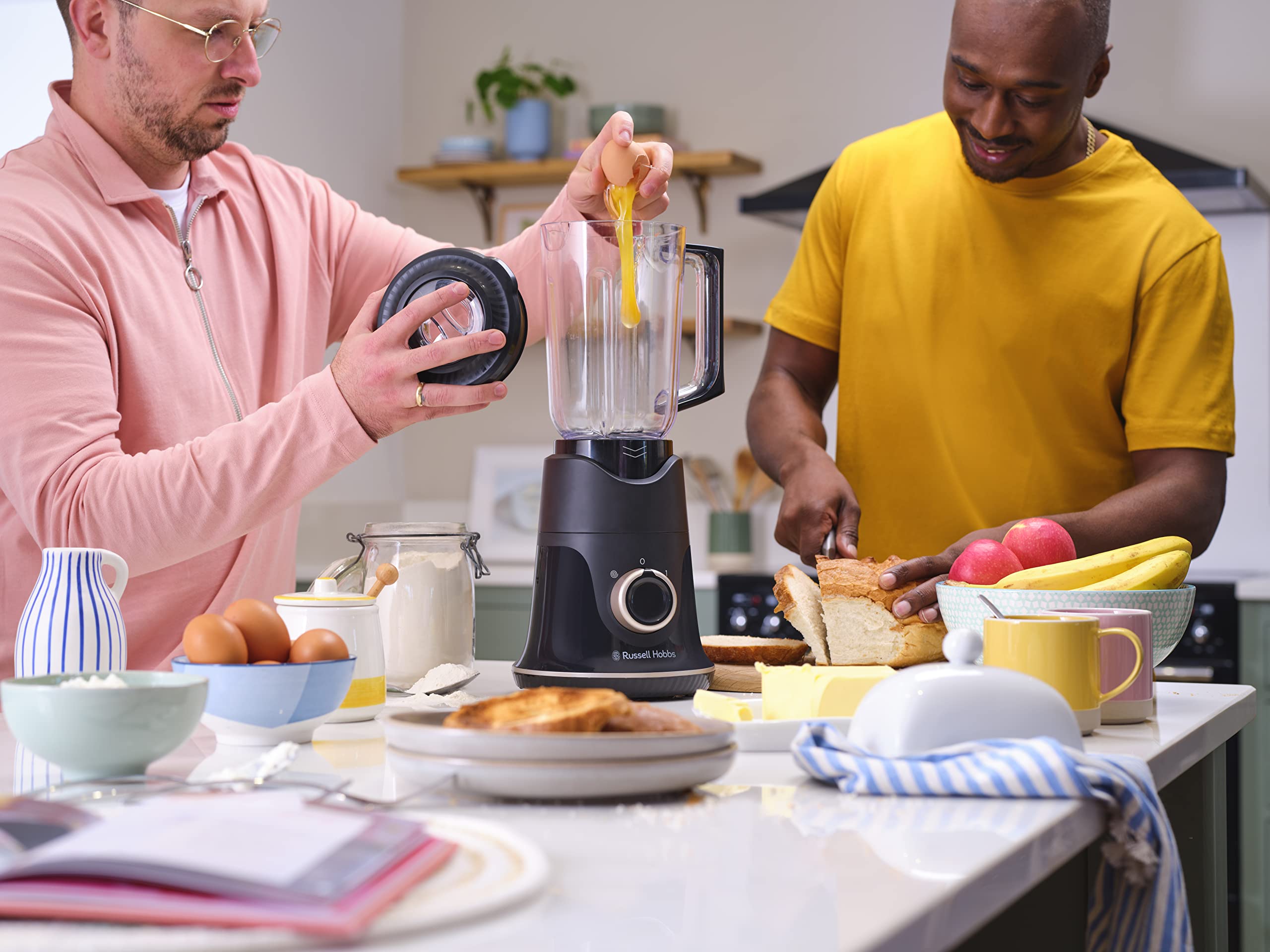 Russell Hobbs 26710-56 Batidora de Vaso Blade Boost, Tecnología Blade Boost, Jarra de 1,5L, Cuchilla Acero Inoxidable 4 Puntas, 2 Velocidades, Función Pulse, Negro